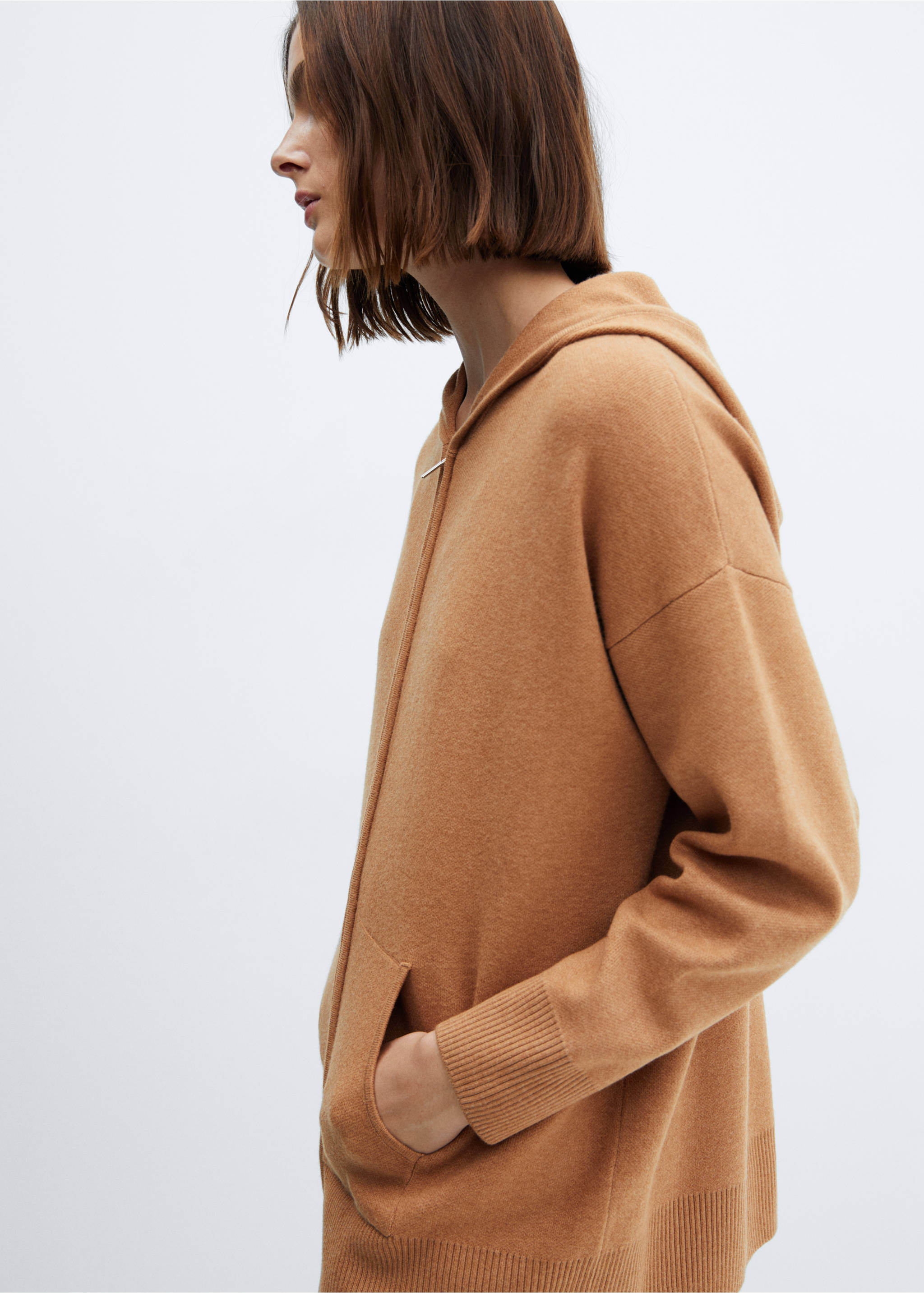 Zip-up knitted sweatshirt - Details of the article 2, Medium Brown. Ref: 67083265-00.