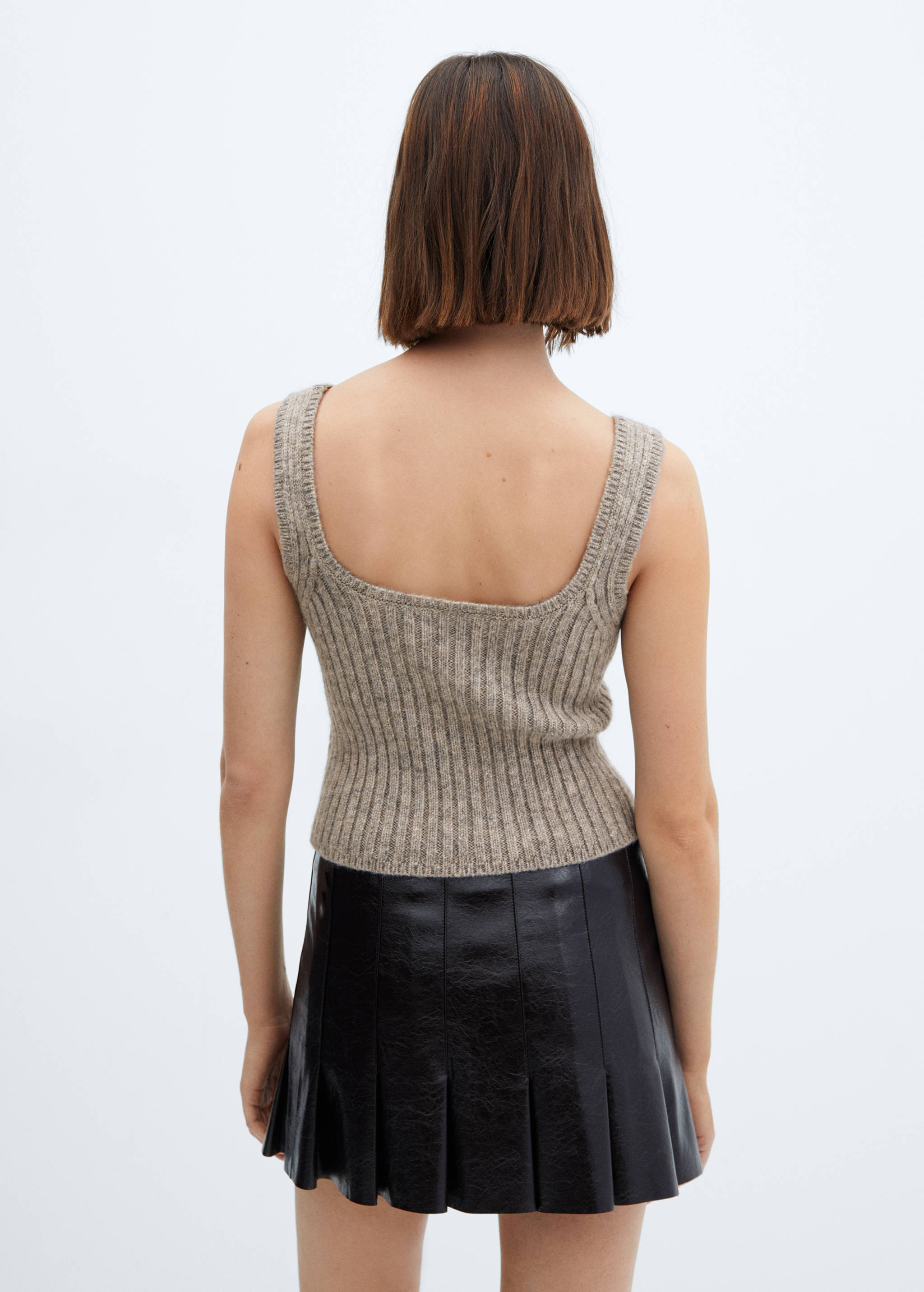 Ribbed strap top - Reverse of the article