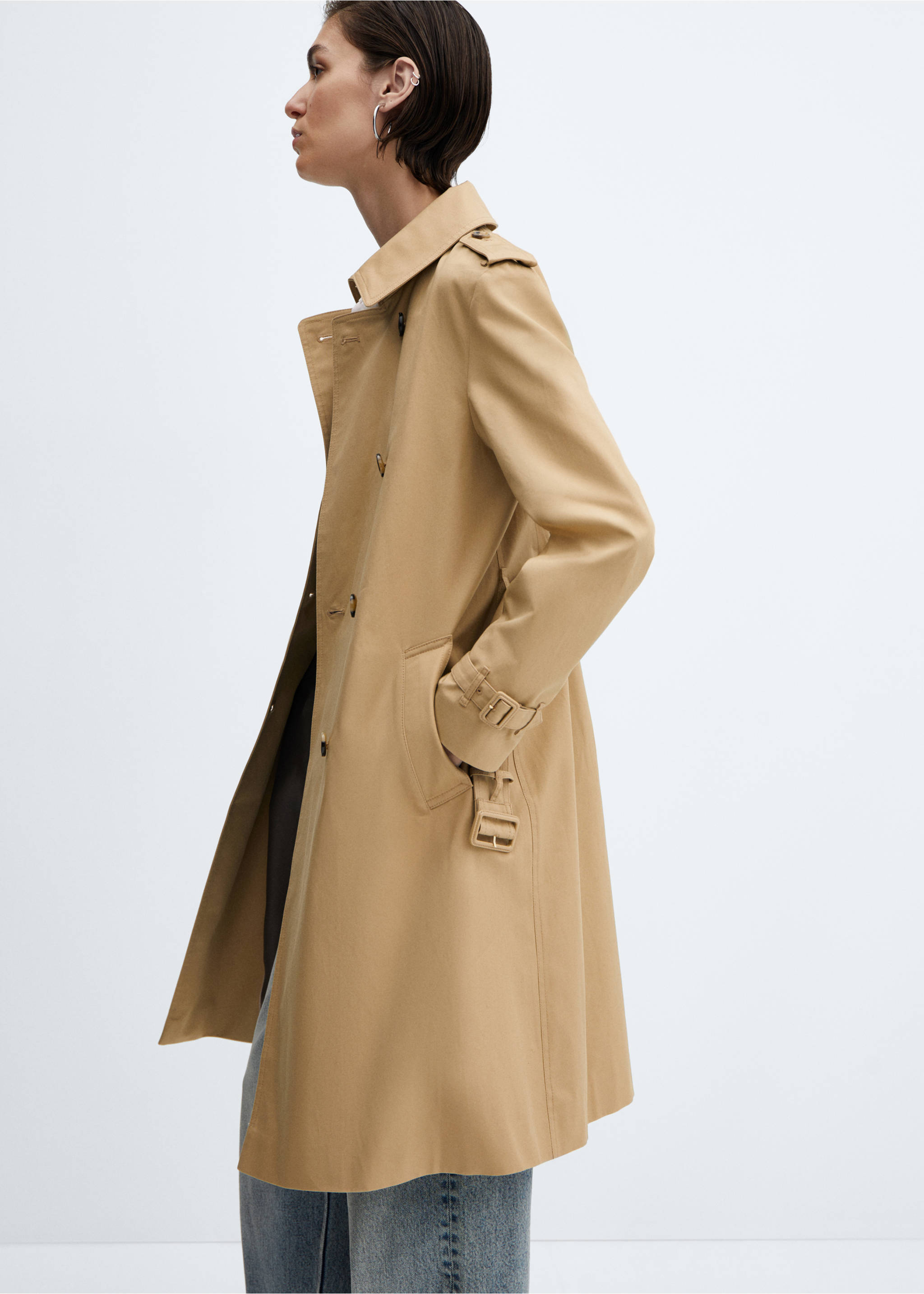Classic trench coat with belt - Details of the article 2, Beige. Ref: 67084018-00.