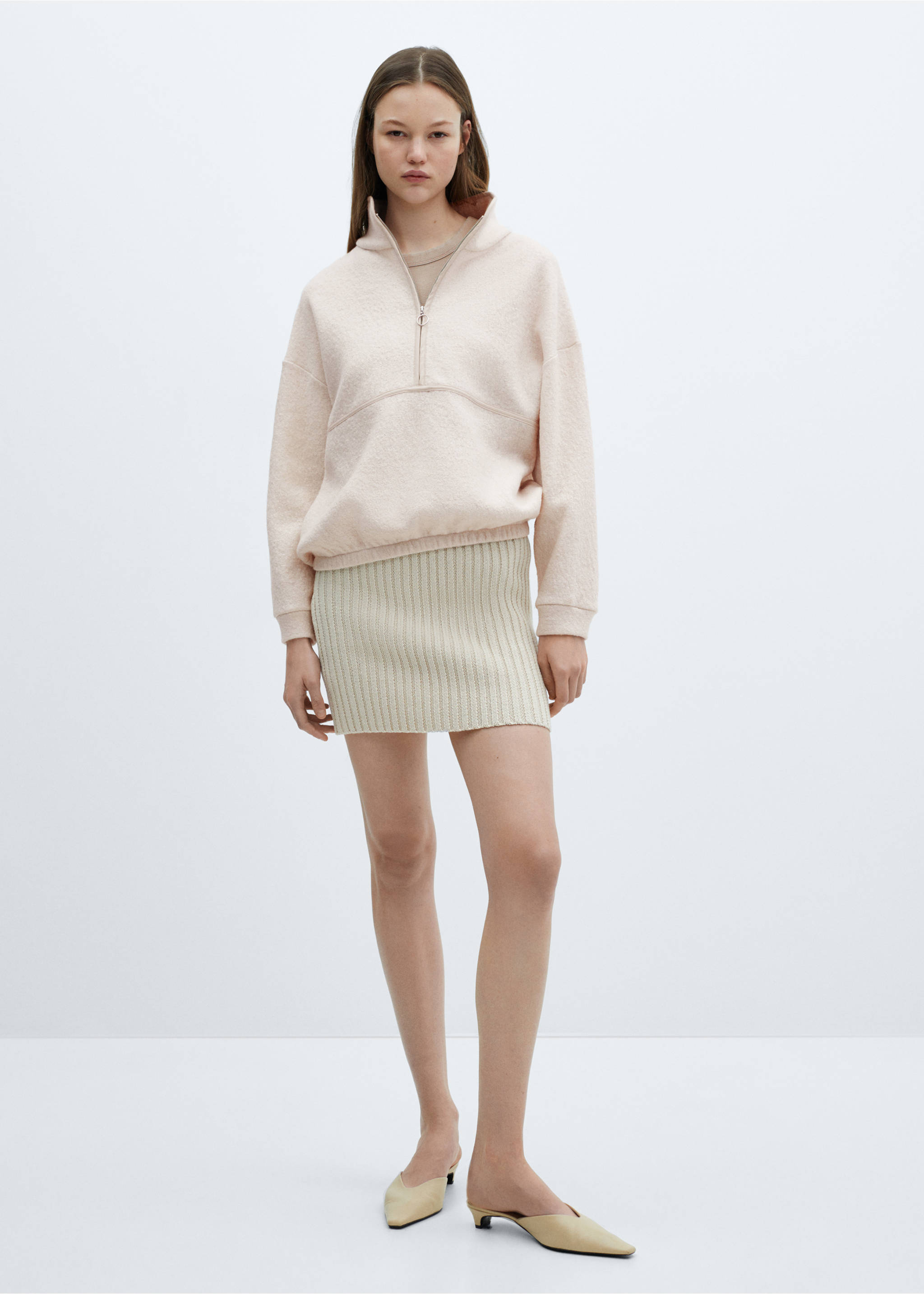 Zip-neck wool sweatshirt - General plane, Sand. Ref: 67084045-00.