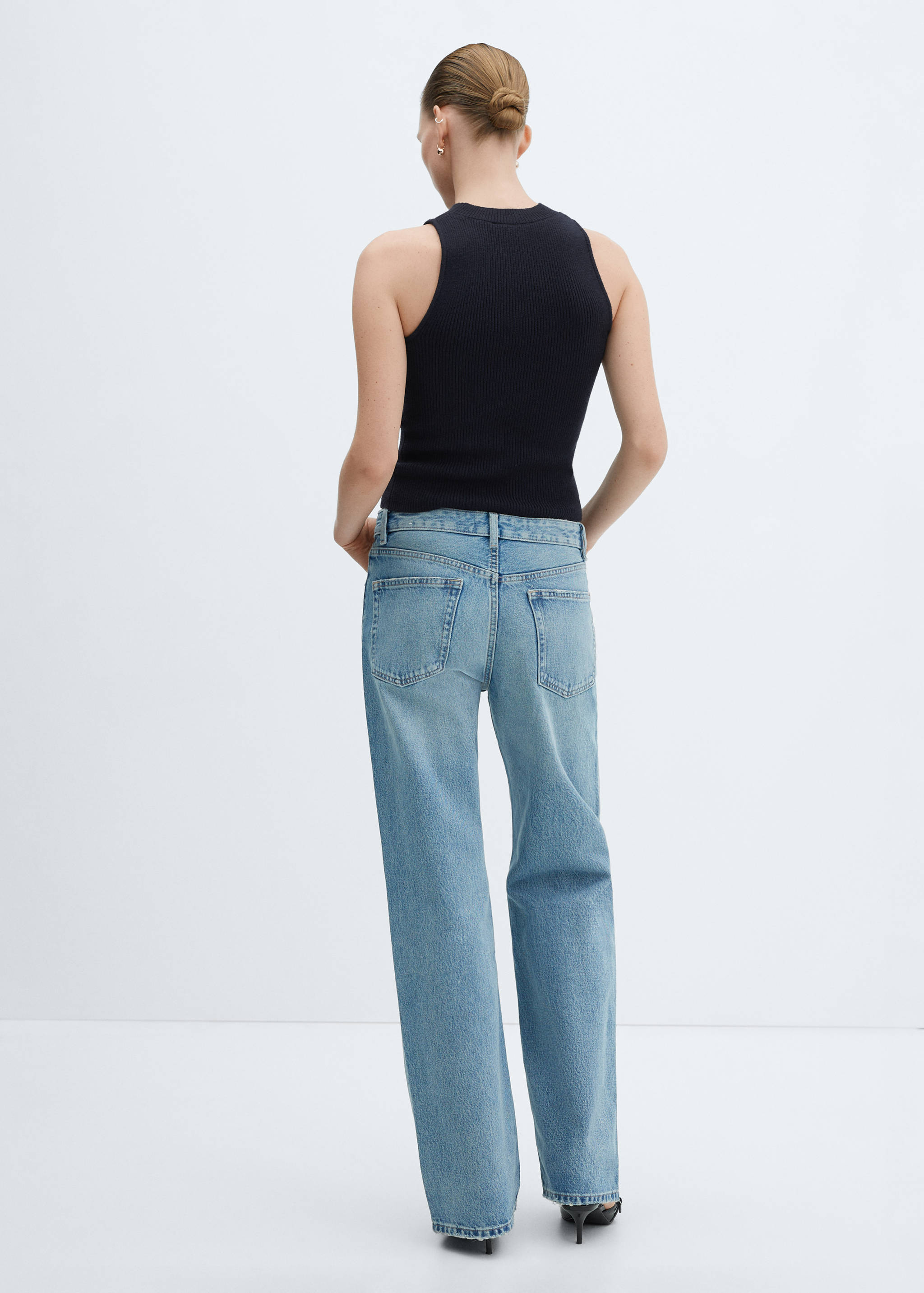 Ribbstickad topp - Artikelns baksida