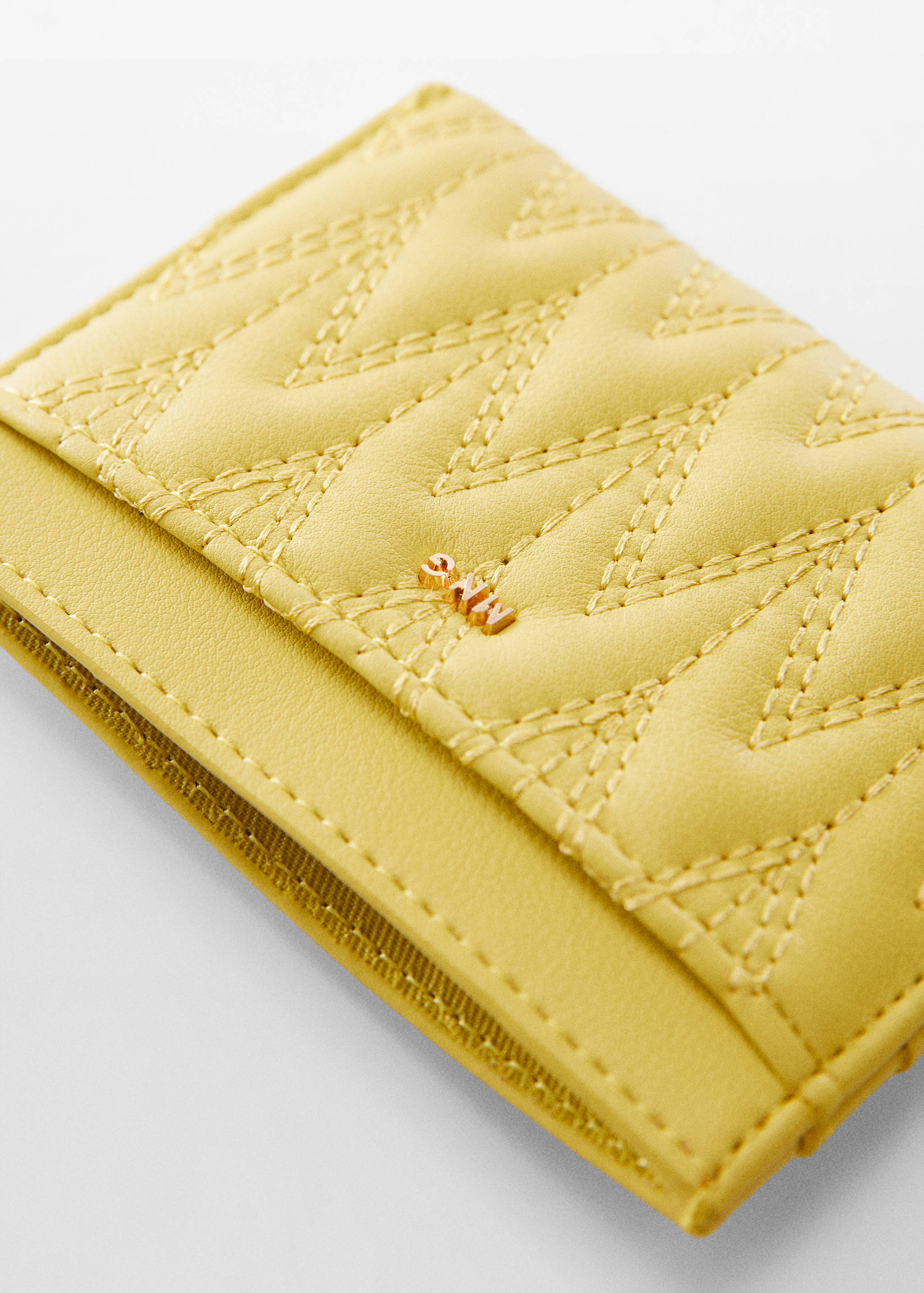 Quilted cardholder with logo - Medium plane
