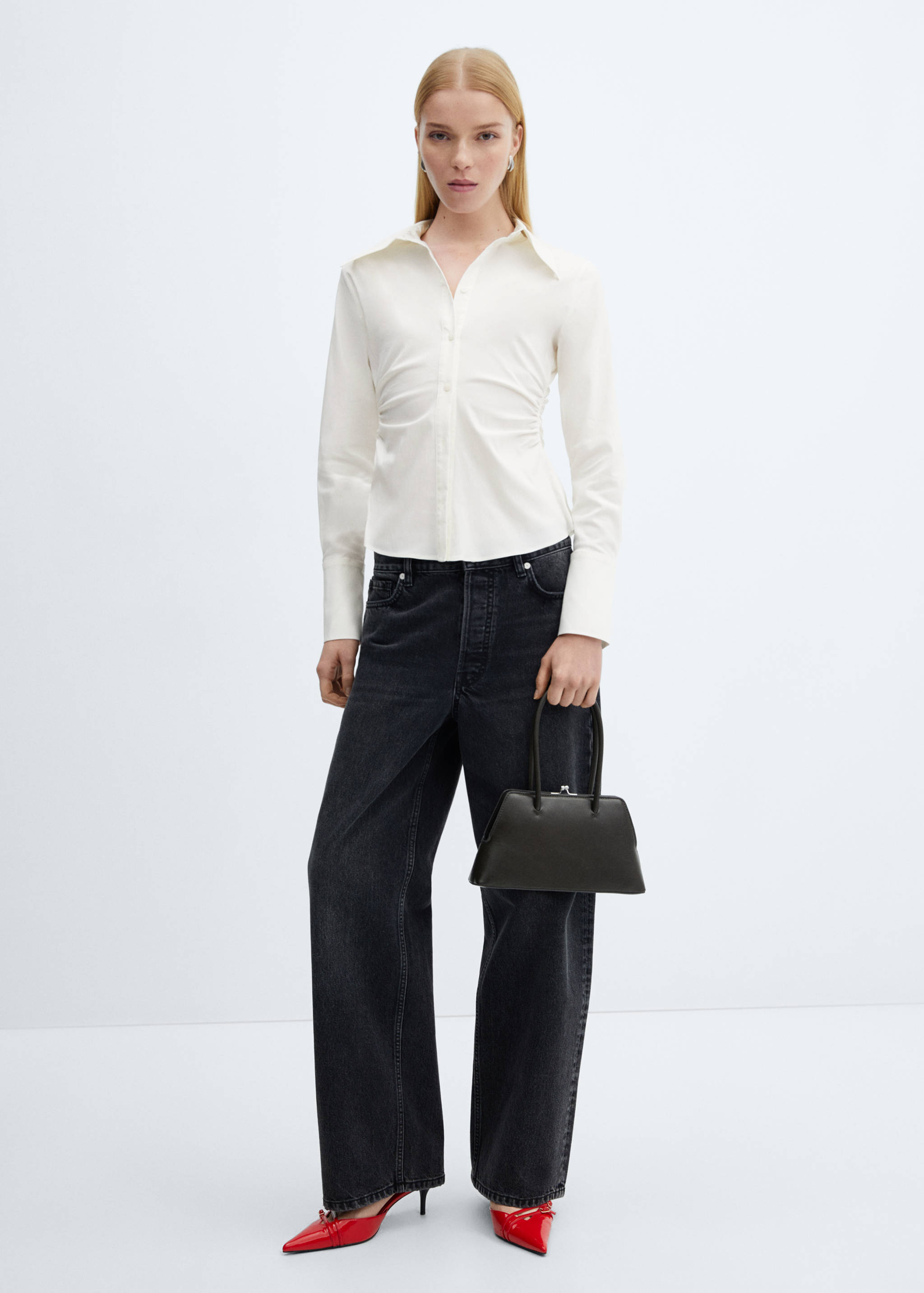 Koszula z marszczeniem - Plan ogólny