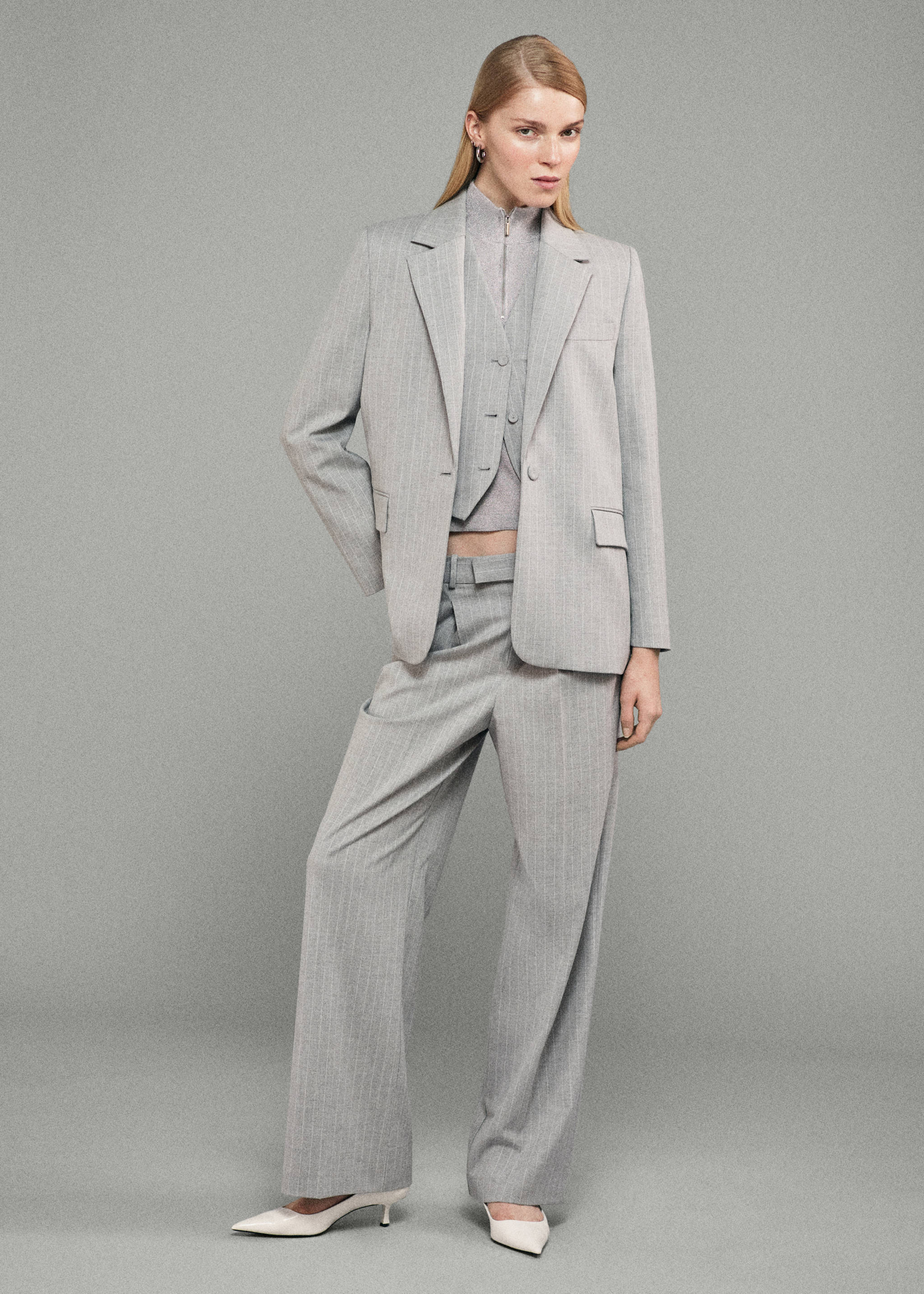 Pinstripe suit blazer - Details of the article 9