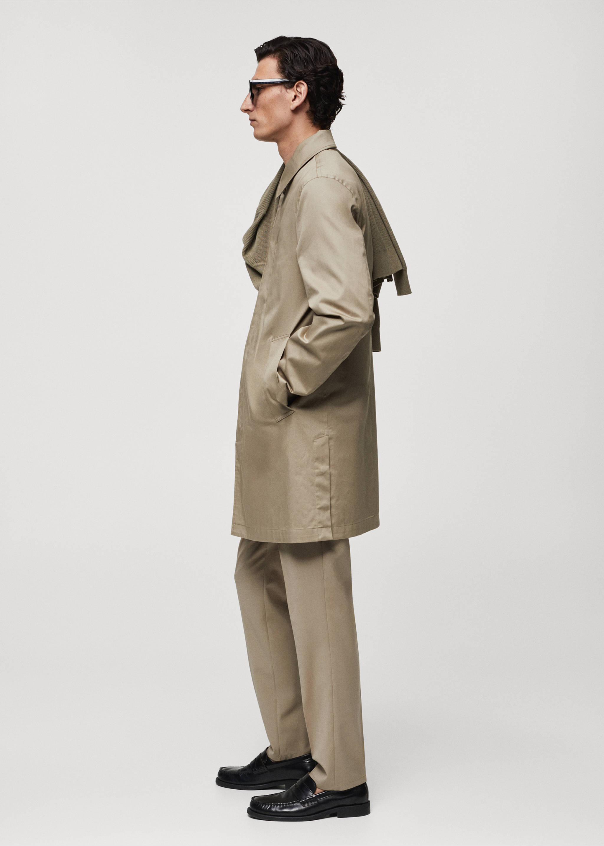 Cotton trench coat with collar detail - Details of the article 2, Beige. Ref: 67084438-00.