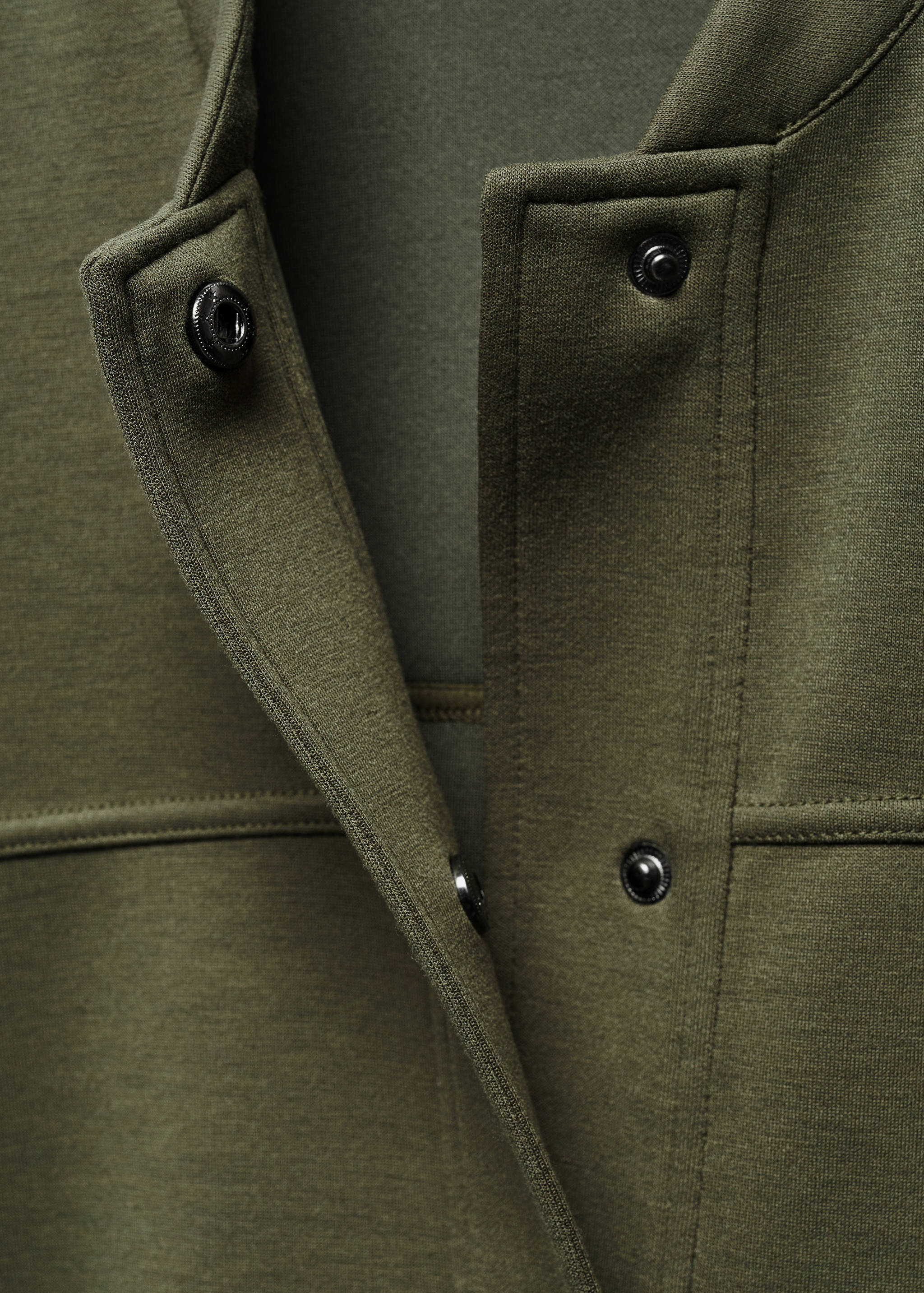 Kurtka bomber z dekoracyjnymi szwami - Szczegóły artykułu 8