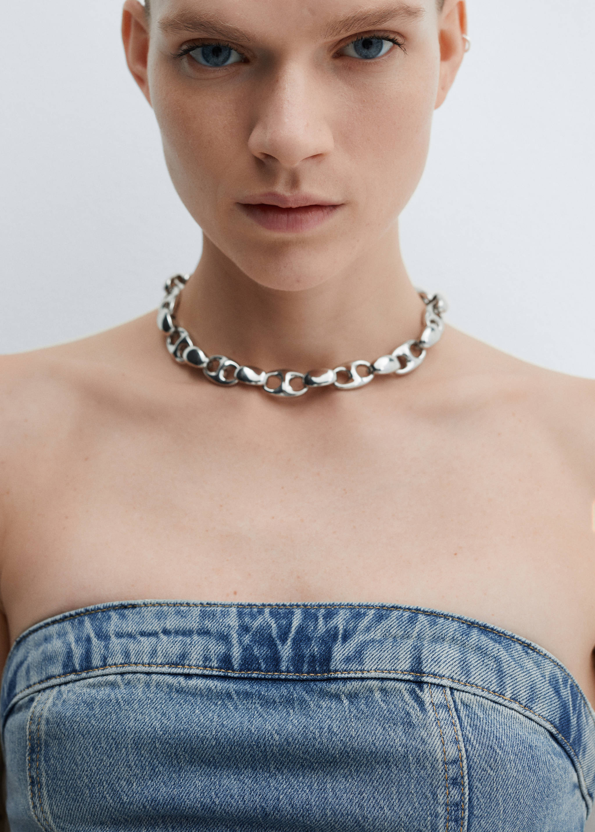 Strapless denim dress - Details of the article 1