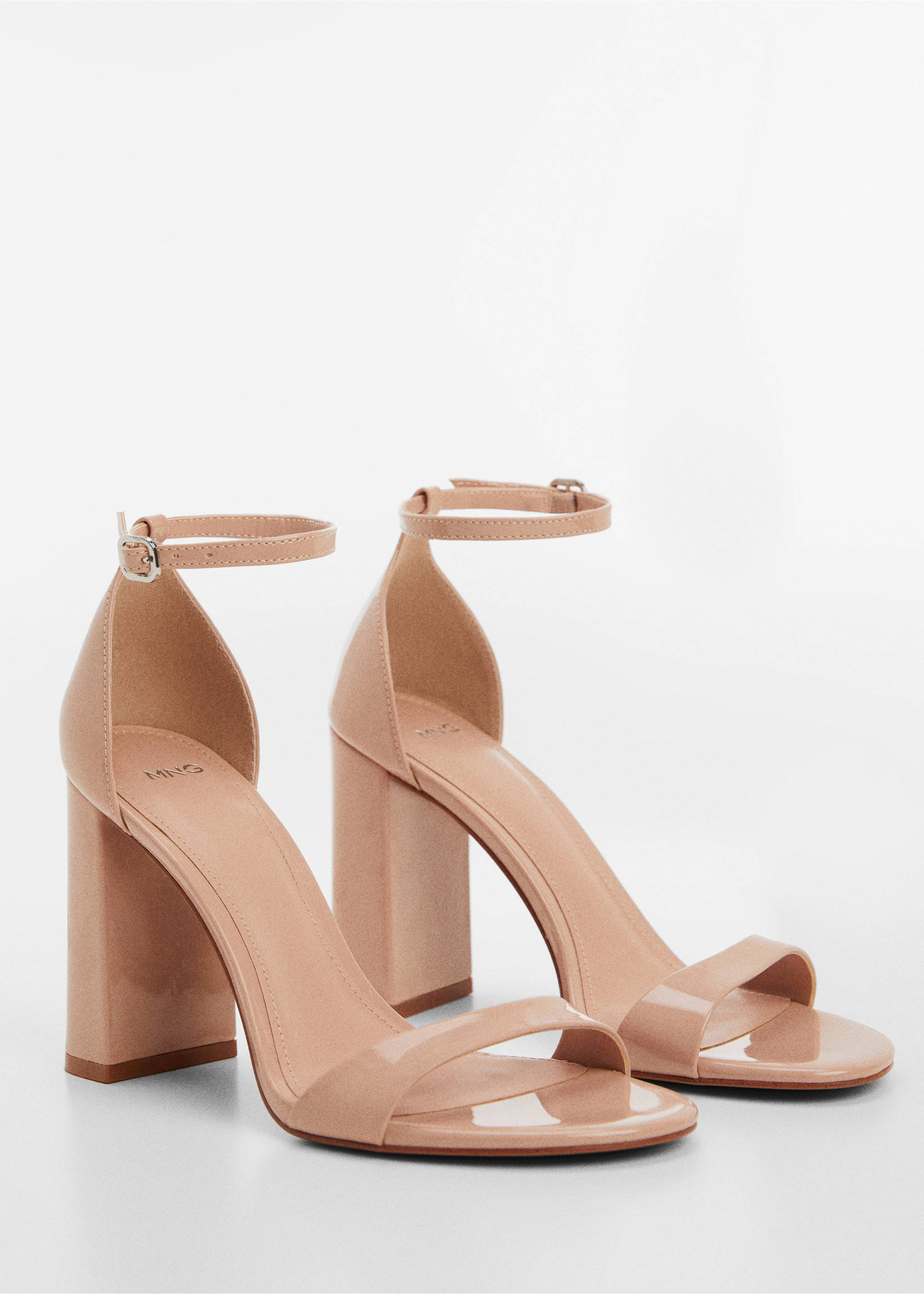 Strappy heeled sandals - Medium plane, Nude. Ref: 67085730-00.