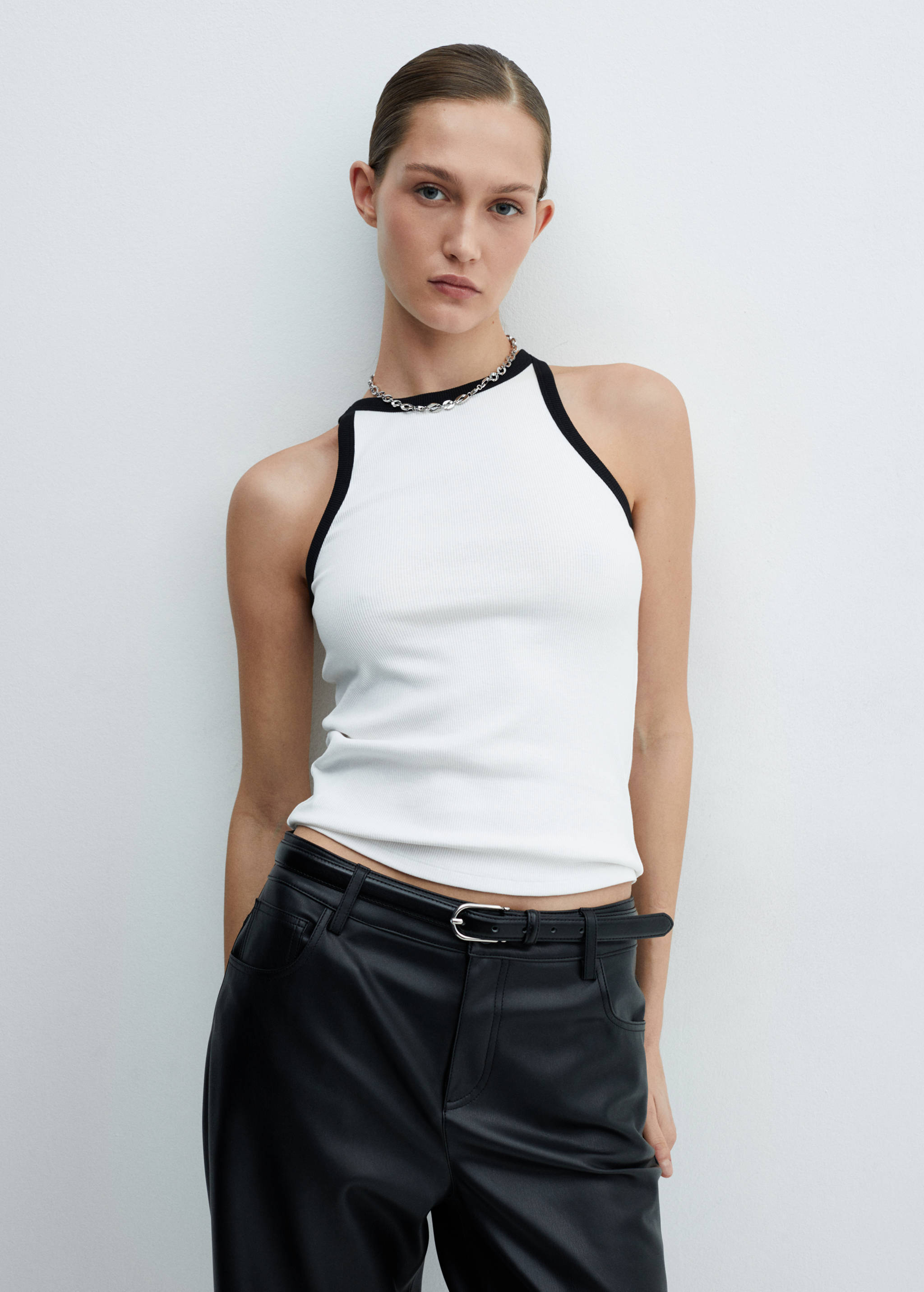 Contrast trim top - Medium plane