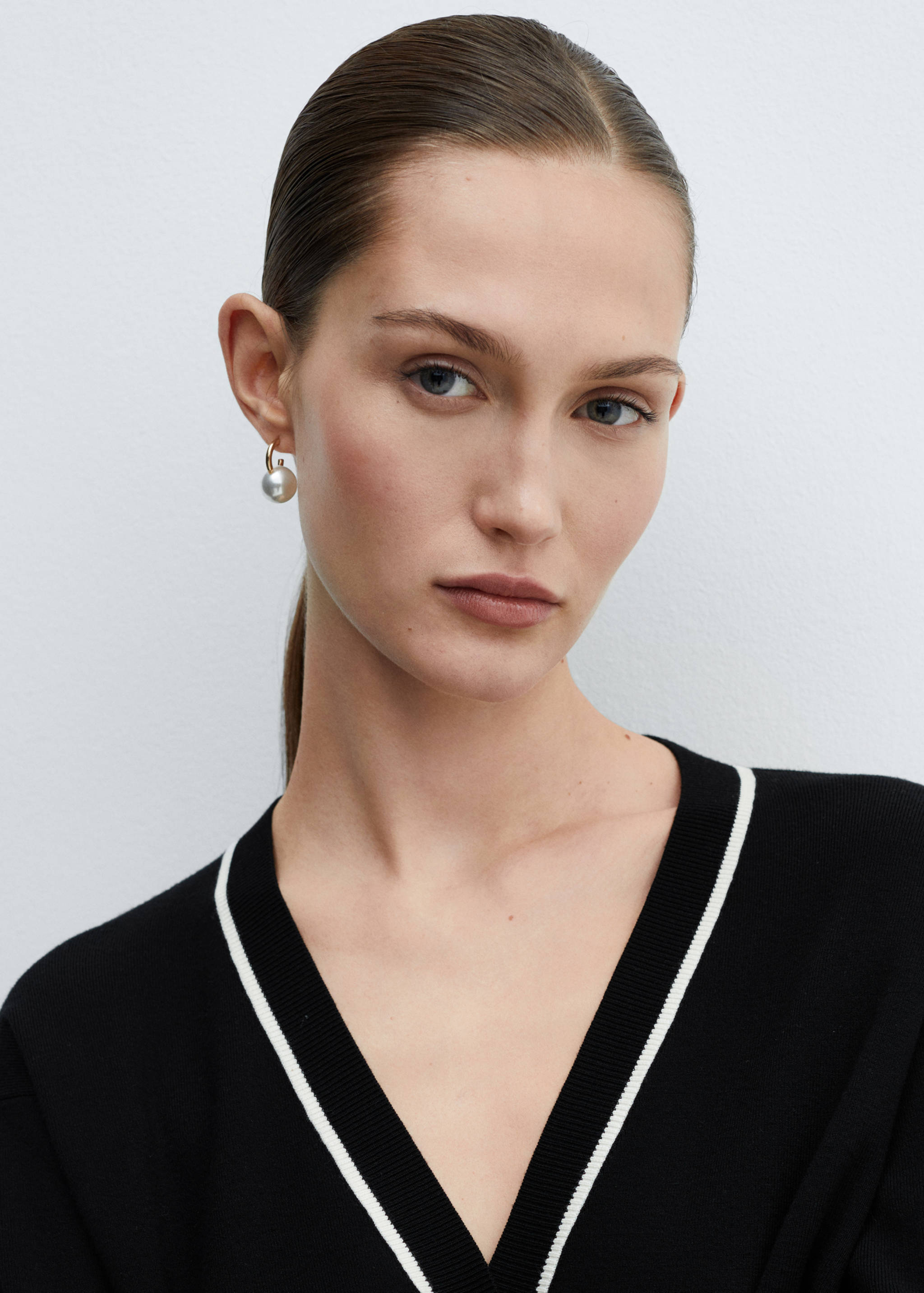 Kardigan z kontrastową lamówką - Szczegóły artykułu 1