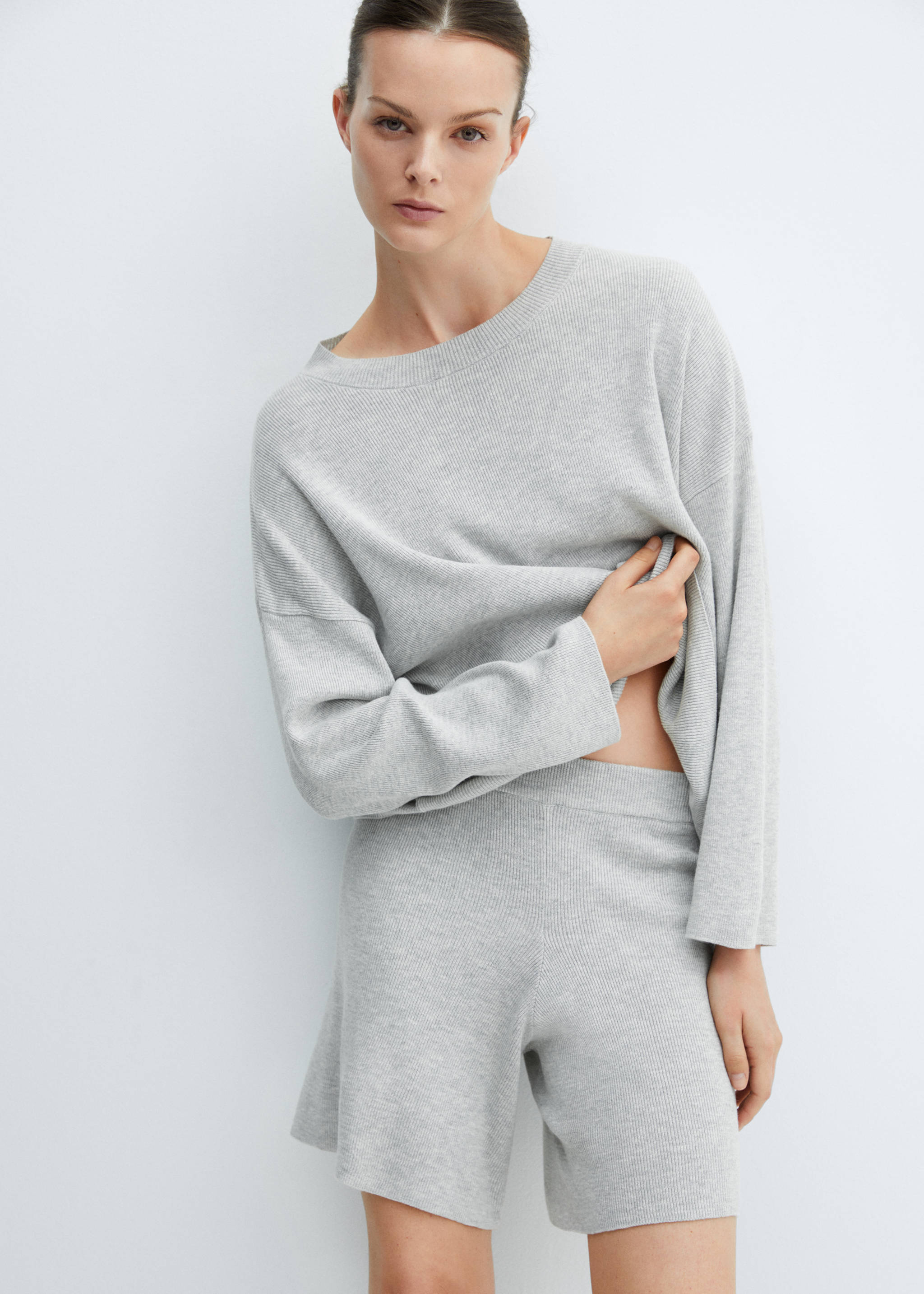 Rundhals-Strickjersey - Mittlere Ansicht