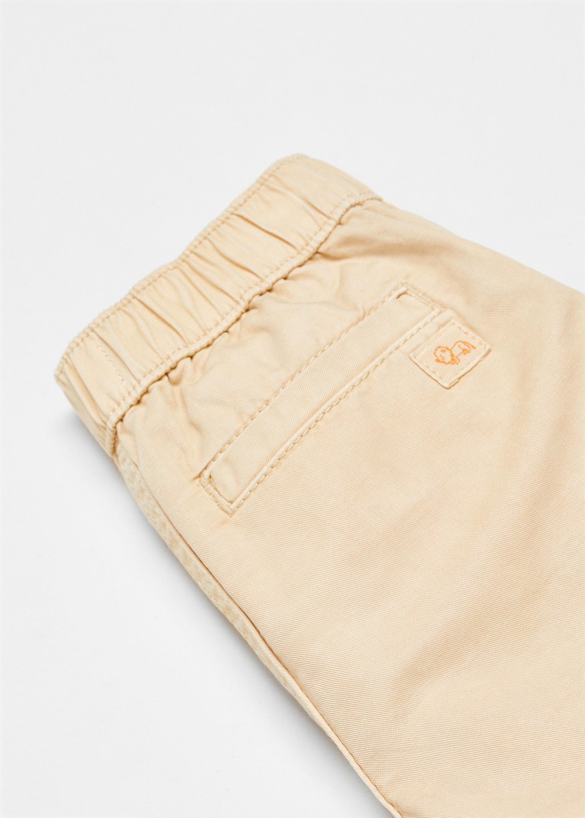 Slim-Fit-Bermudashorts im Chino-Stil aus Baumwolle - Detail des Artikels 0