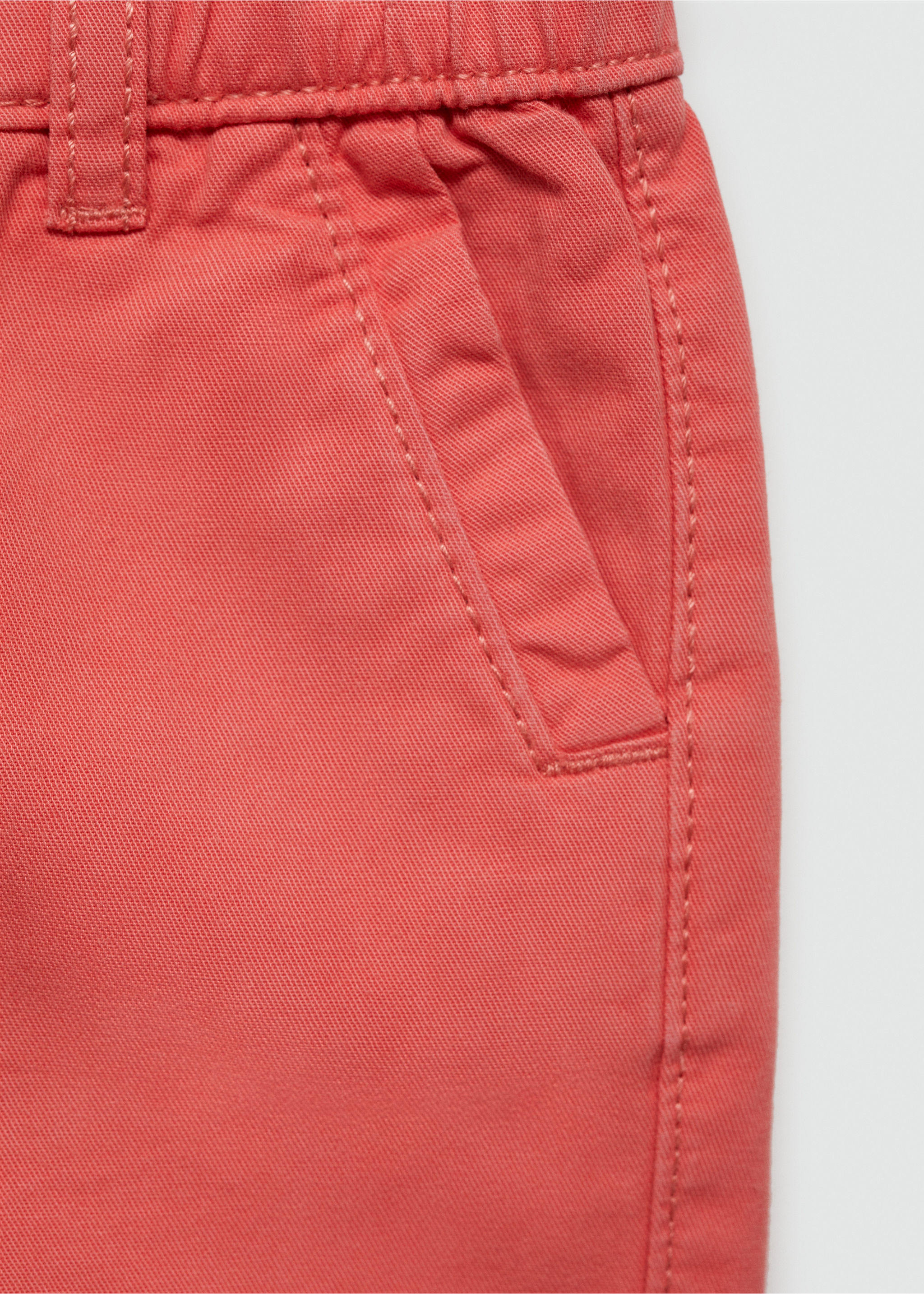 Slim-Fit-Bermudashorts im Chino-Stil aus Baumwolle - Detail des Artikels 8