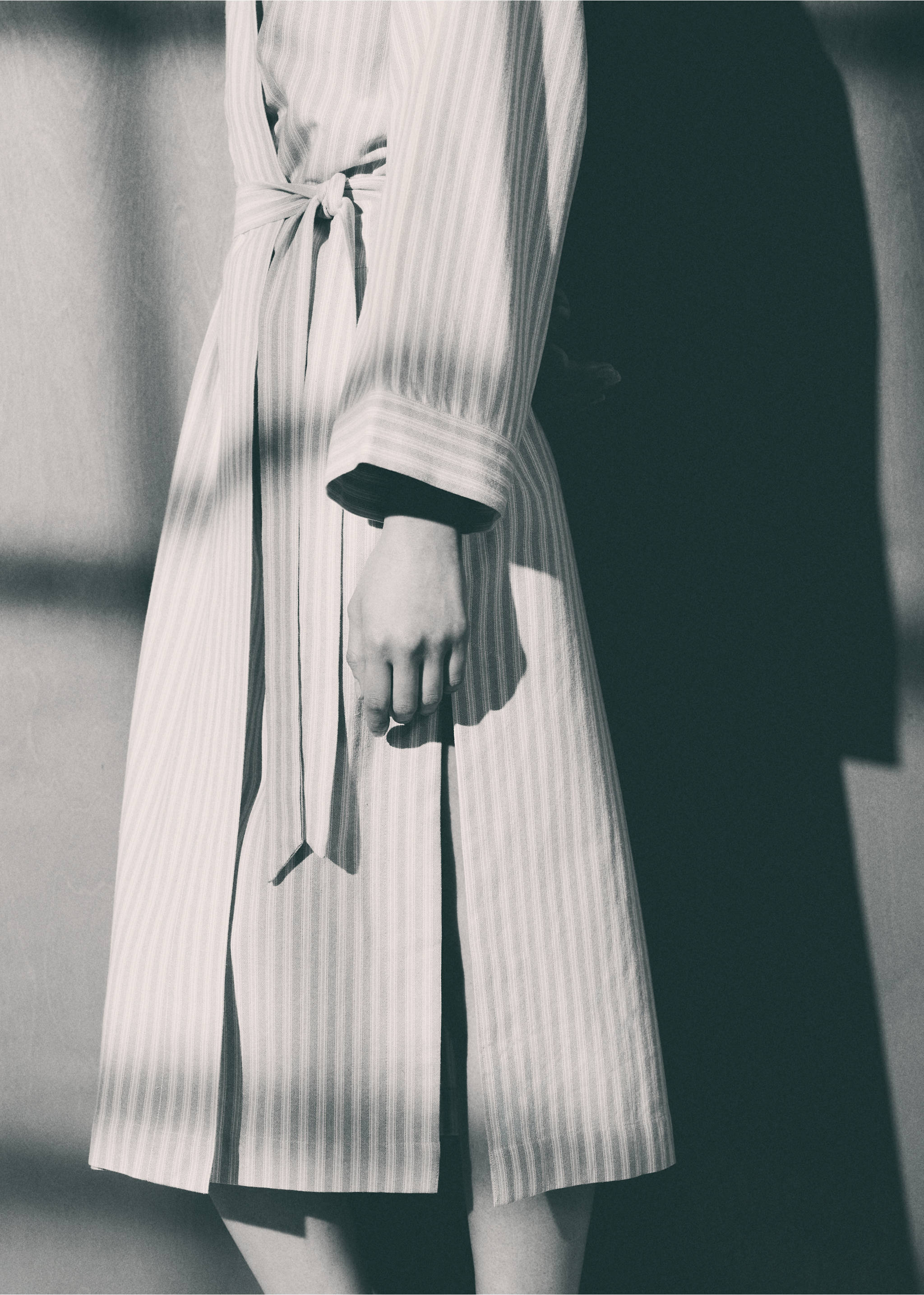 Striped cotton pool robe - Details of the article 6, Green. Ref: 67086048-00.