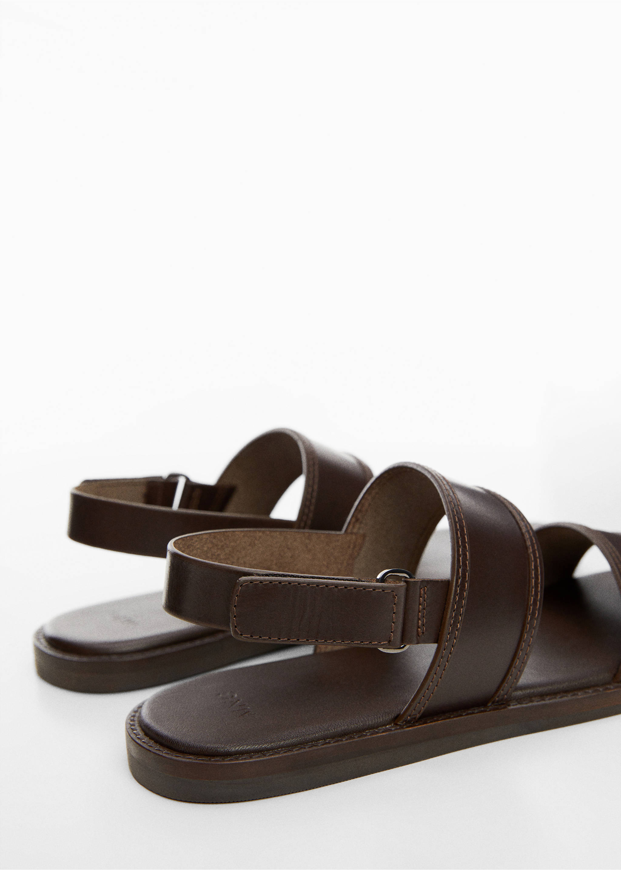 Sandales 100 % cuir lanières - Détail de l'article 1, Chocolat. Ref: 67086314-00.