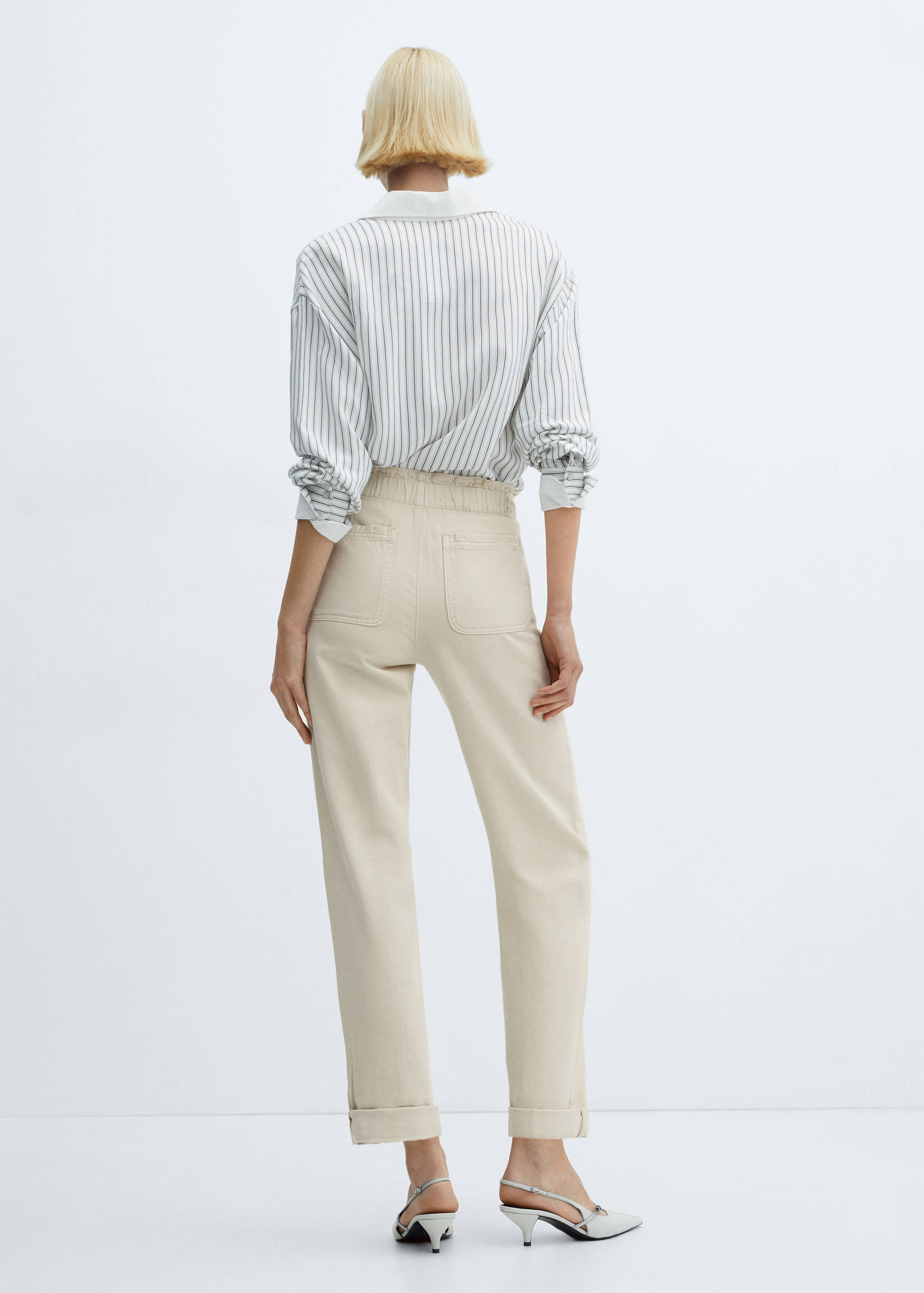 Slouchy jeans with elastic waist - Reverse of the article