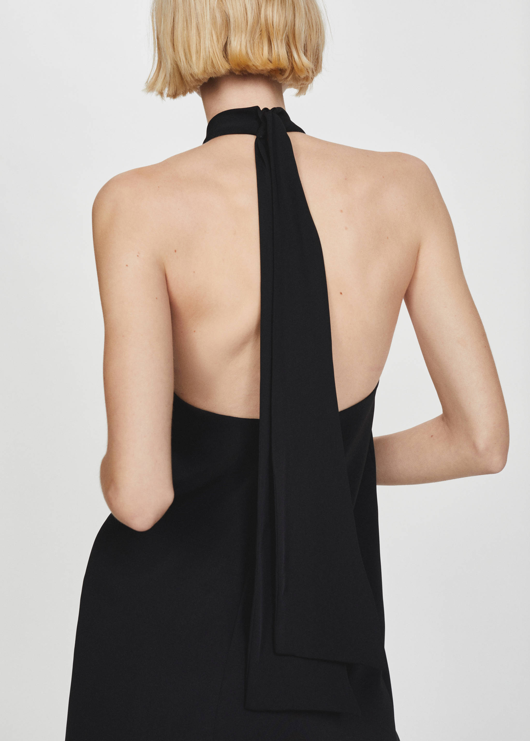 Halter-neck open-back dress - Details of the article 2