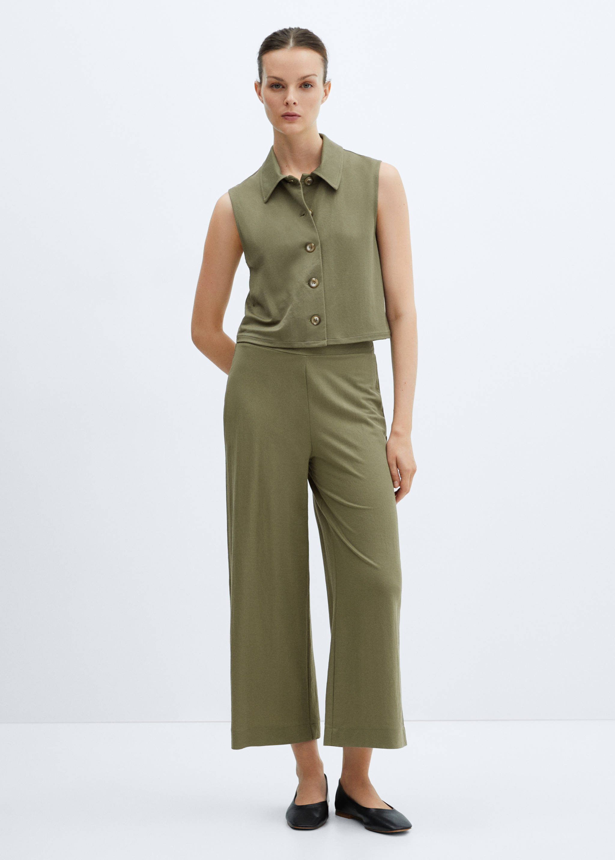 Shirt-collar vest - General plane