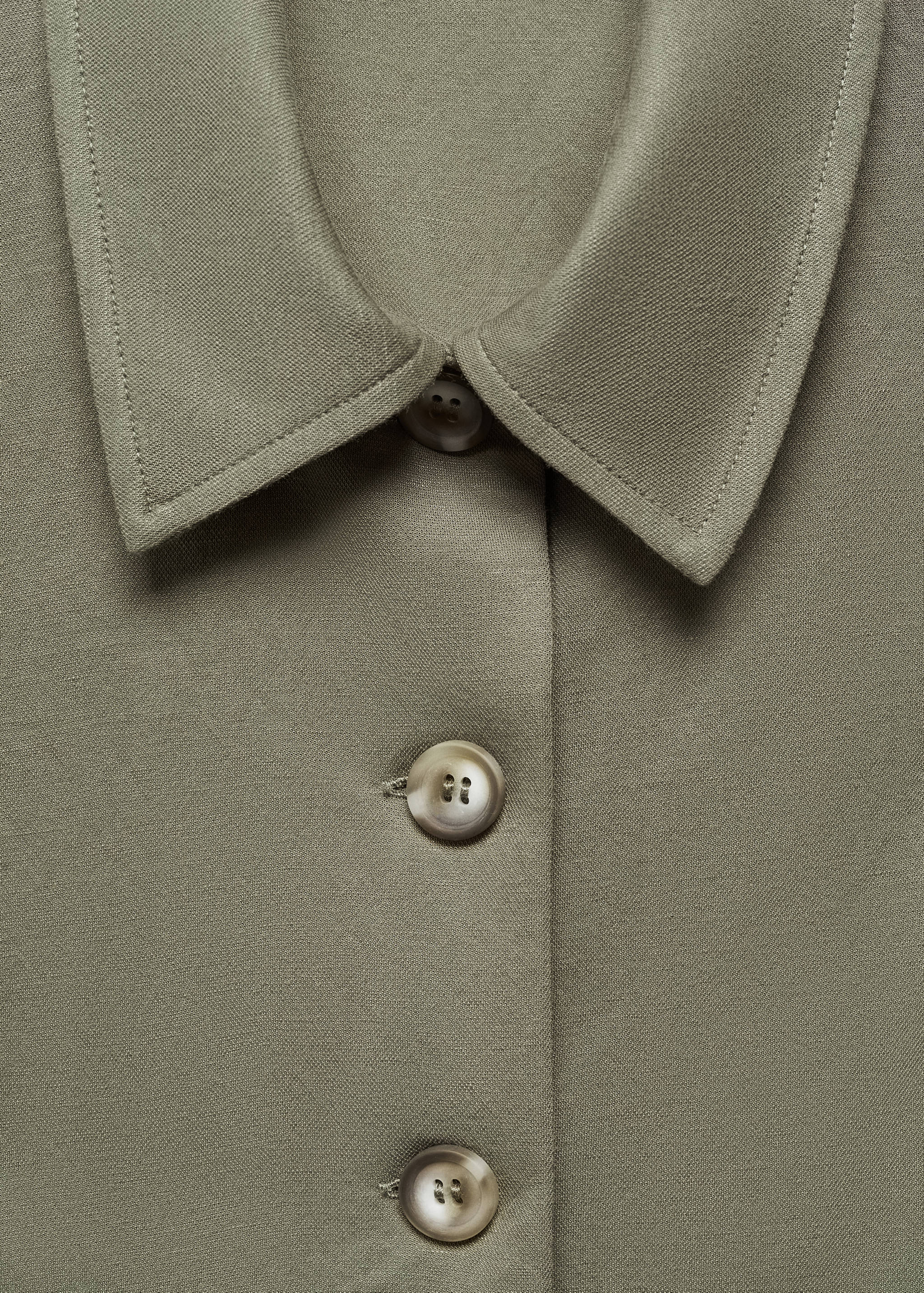 Shirt-collar vest - Details of the article 8