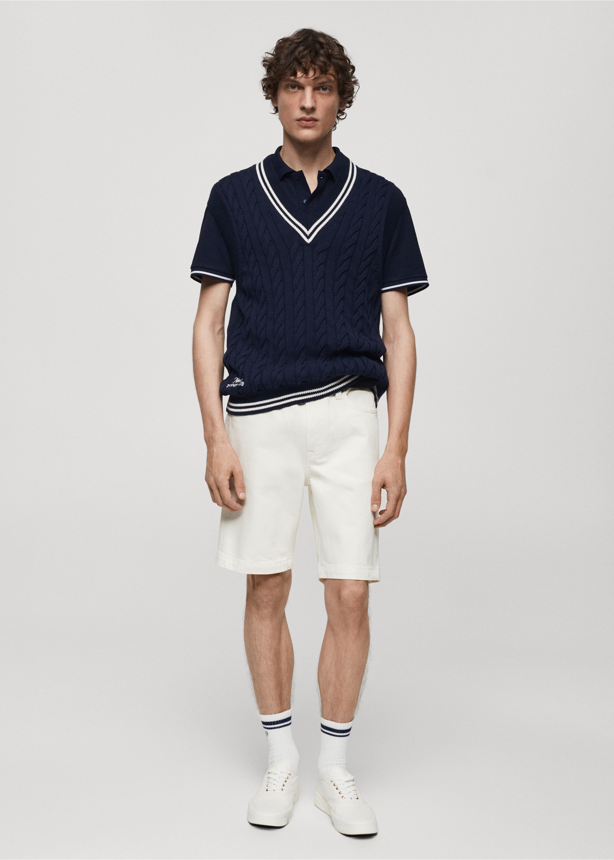 Braided-knit gilet - General plane