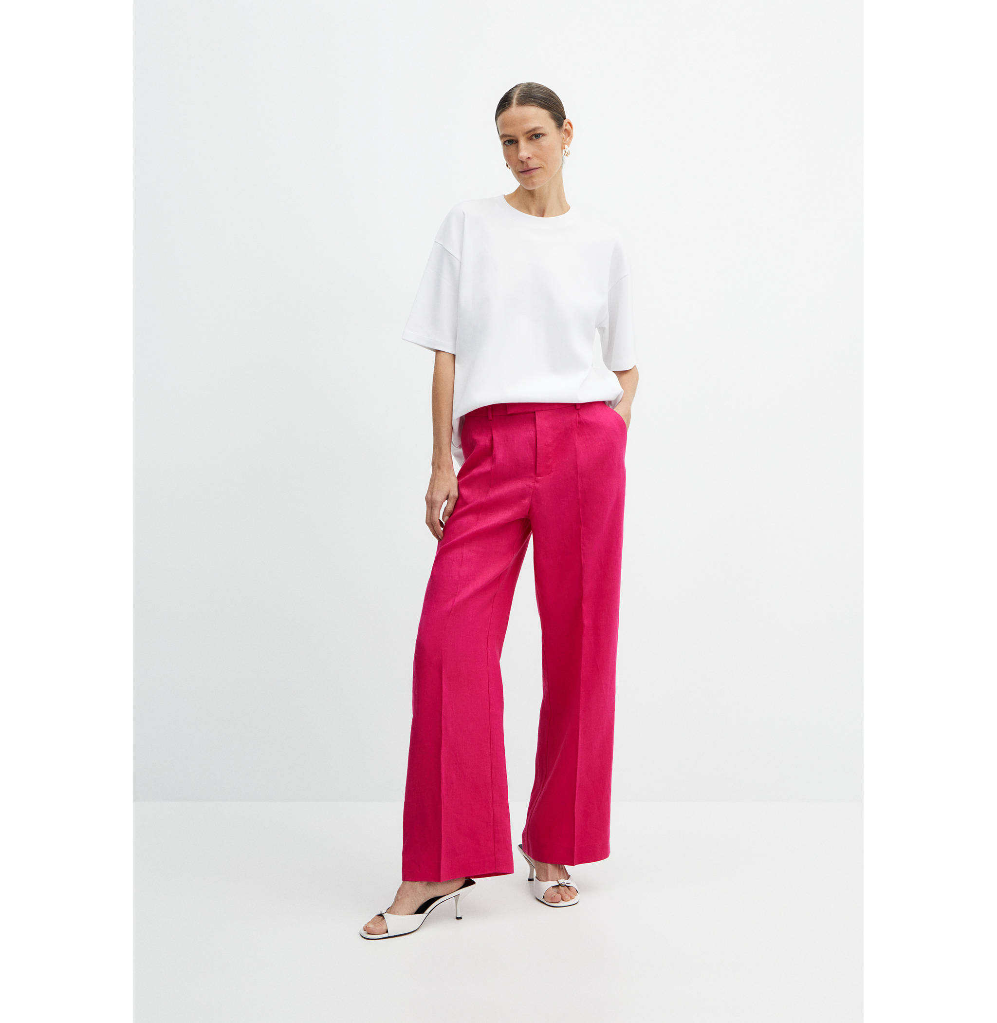 100% linen trousers with pleats - General plane