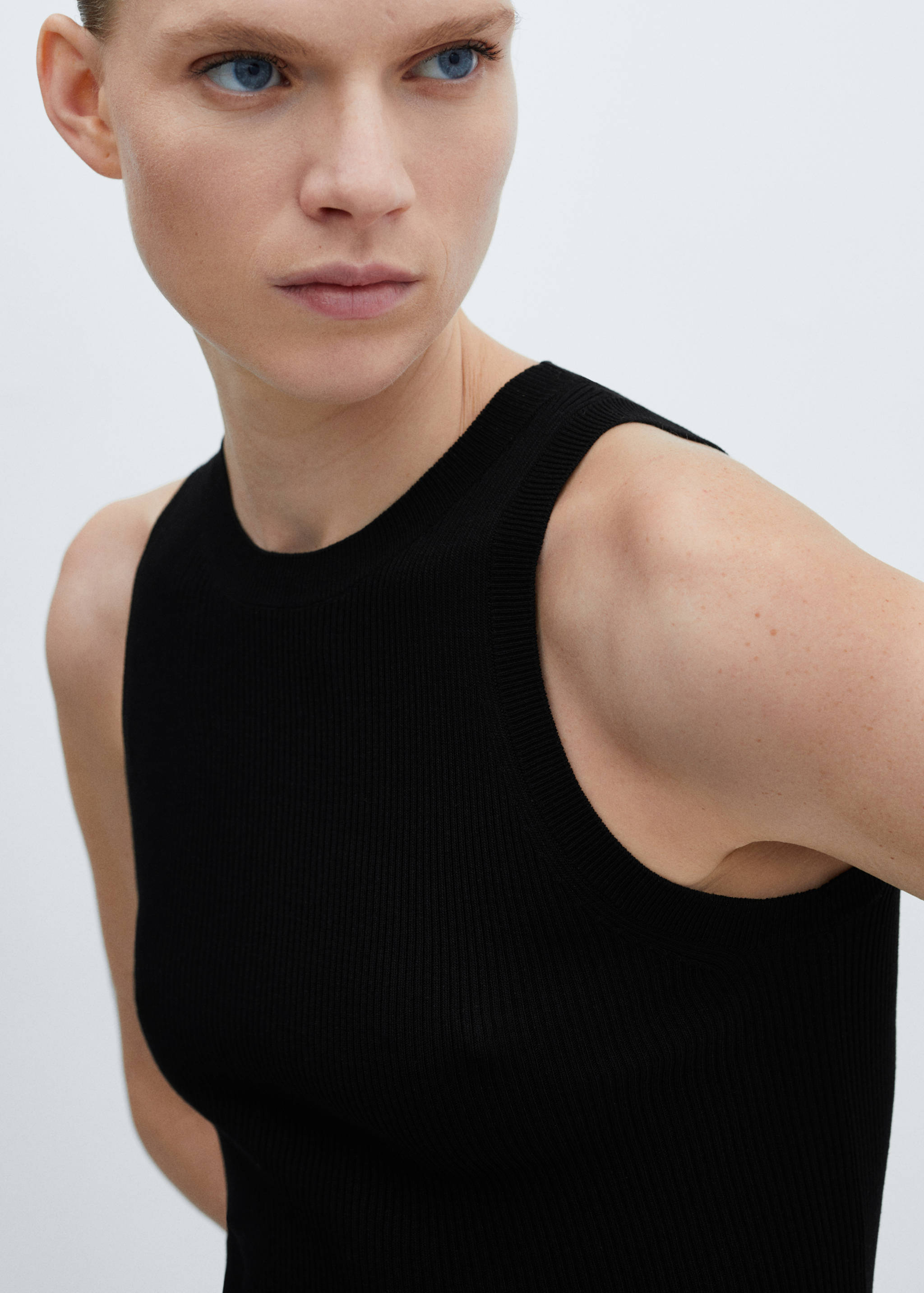 Ribbed knit top - Details of the article 1