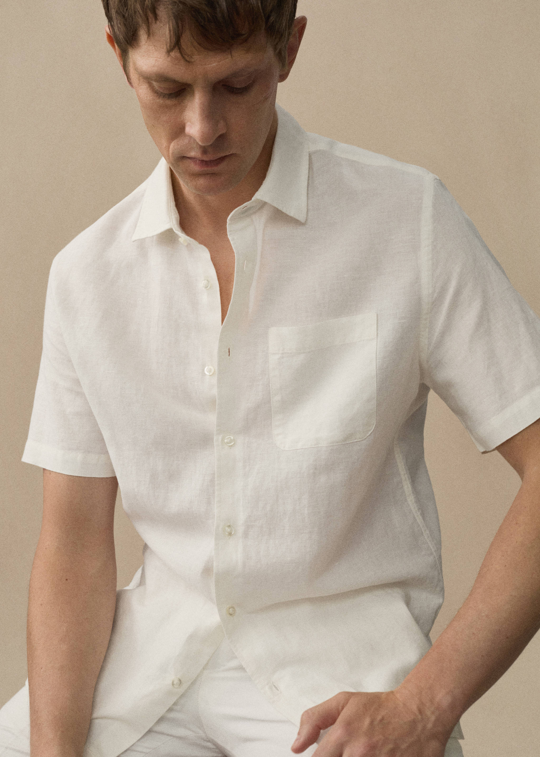 Regular-fit linen shirt with pocket - Details of the article 5