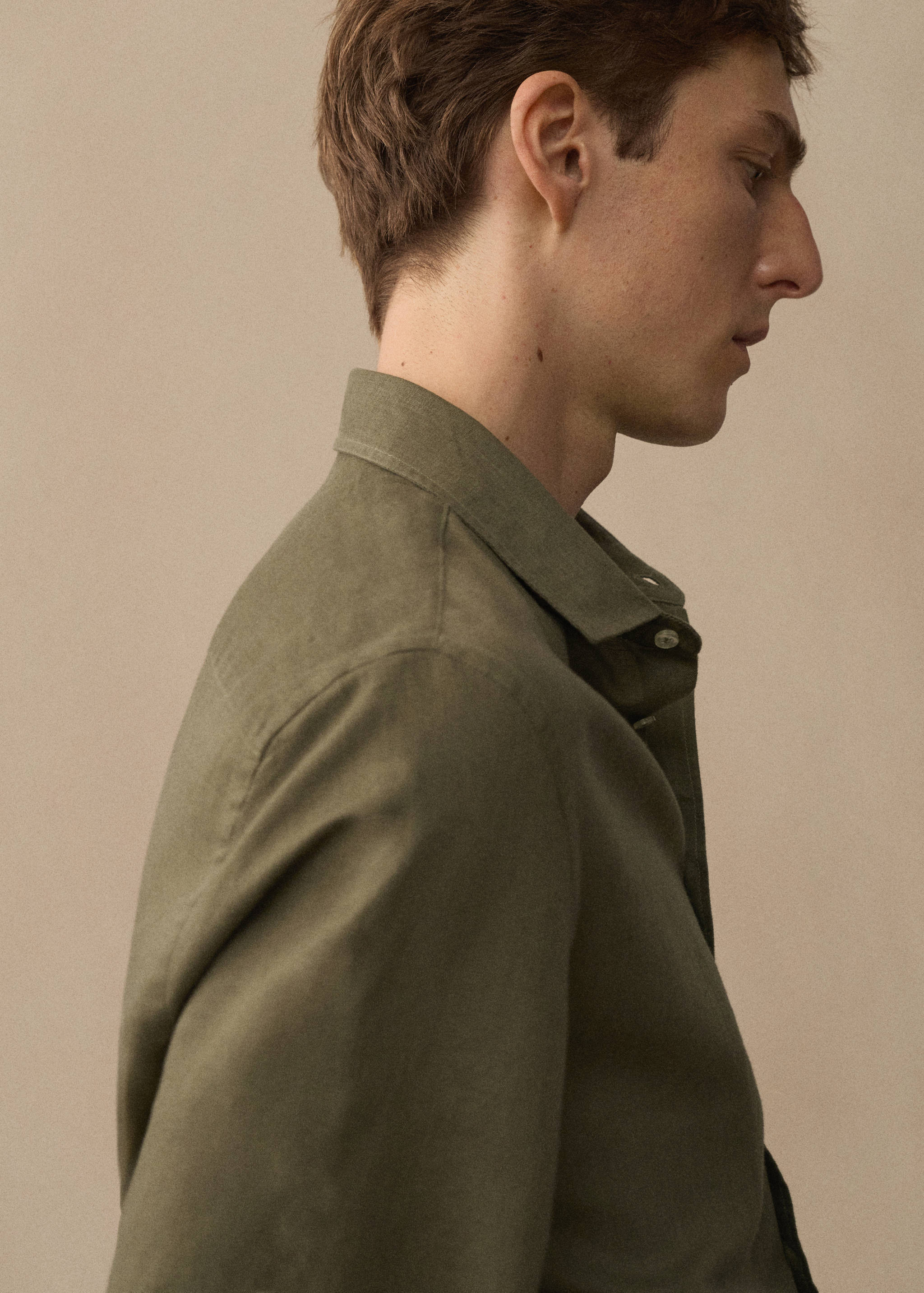 Koszula regular fit lniana z kieszenią - Szczegóły artykułu 5