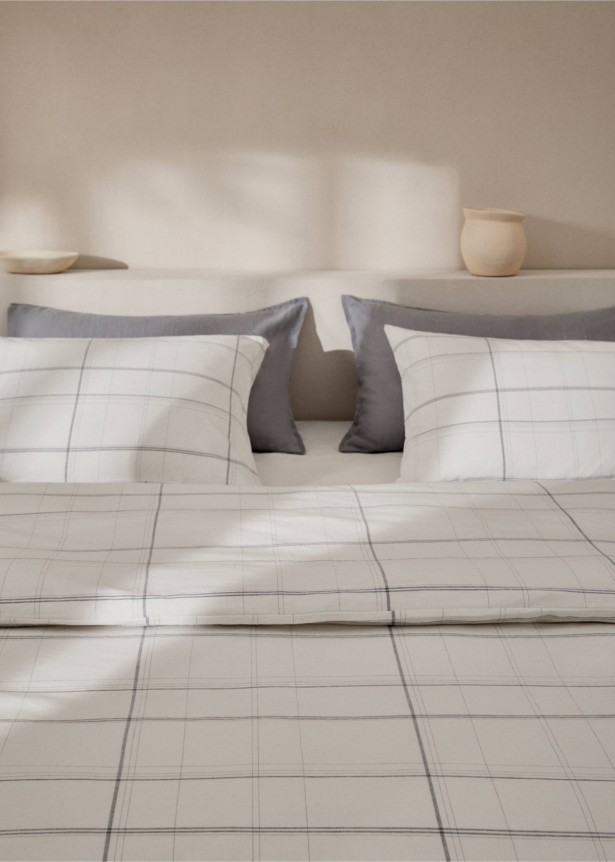 Striped cotton linen duvet cover for king bed - Details of the article 7, White. Ref: 67087694-00.