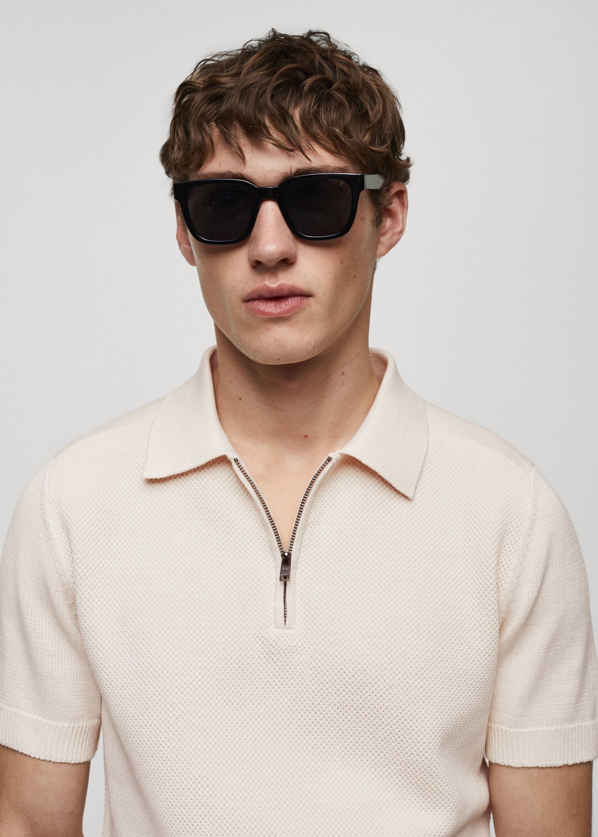 Cotton-knit polo shirt with zip - Details of the article 1