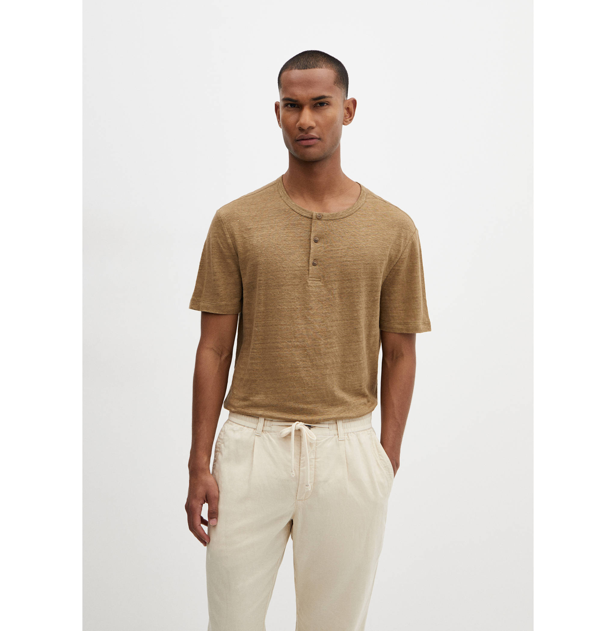 Slim fit-skjorta 100% linne - Bild av mittparti