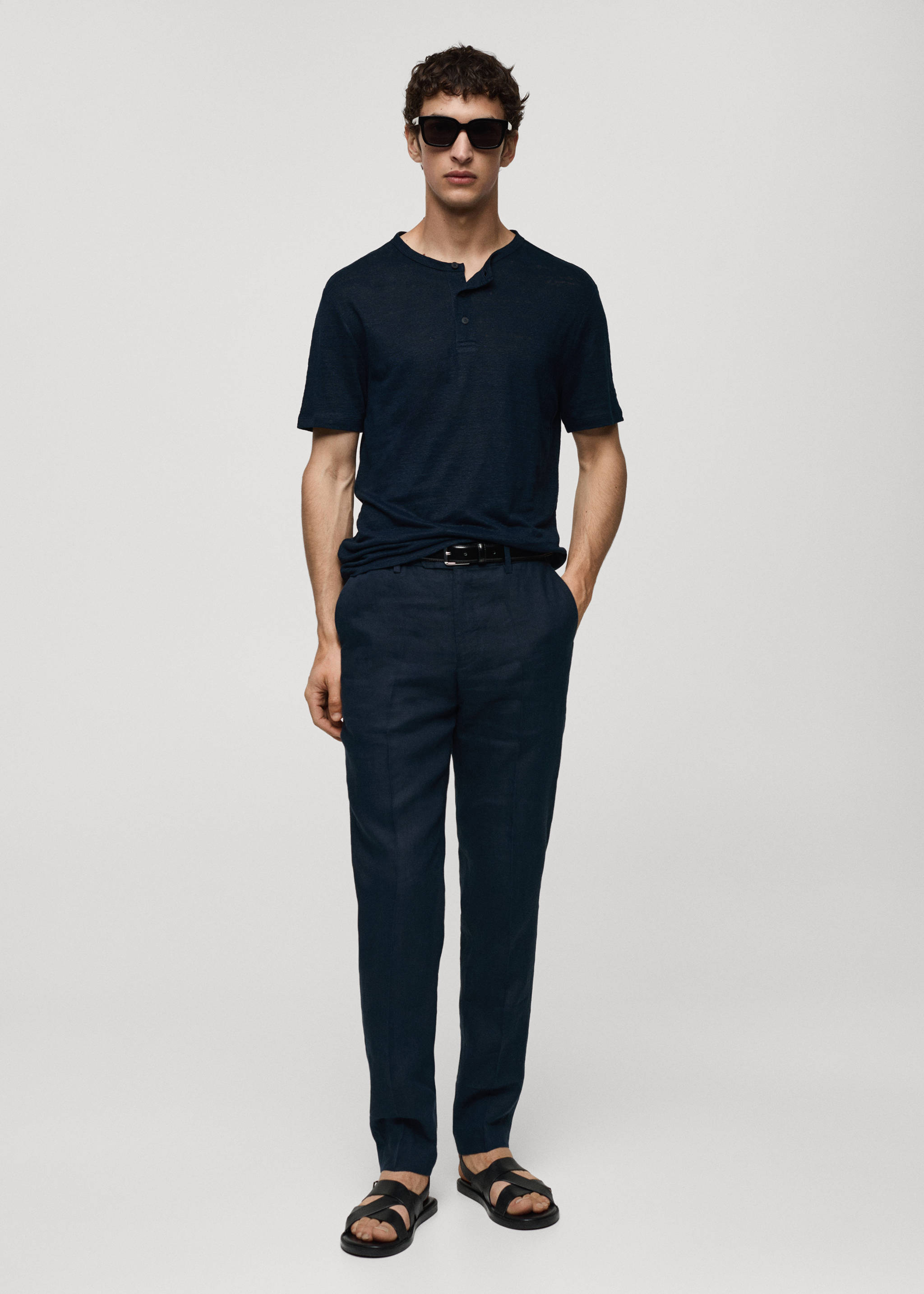 Slim Fit-T-Shirt aus 100 % Leinen - Allgemeine Ansicht