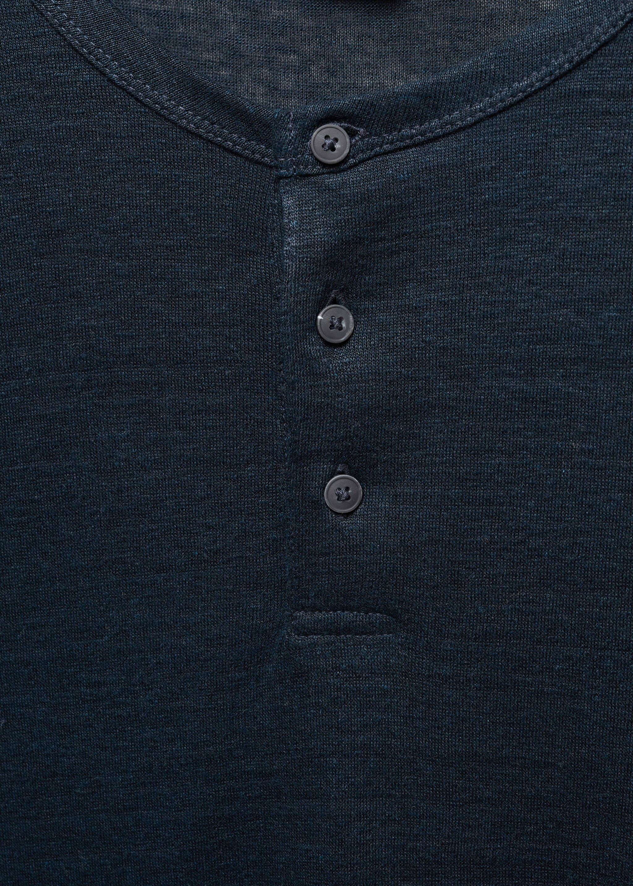 Slim Fit-T-Shirt aus 100 % Leinen - Detail des Artikels 8