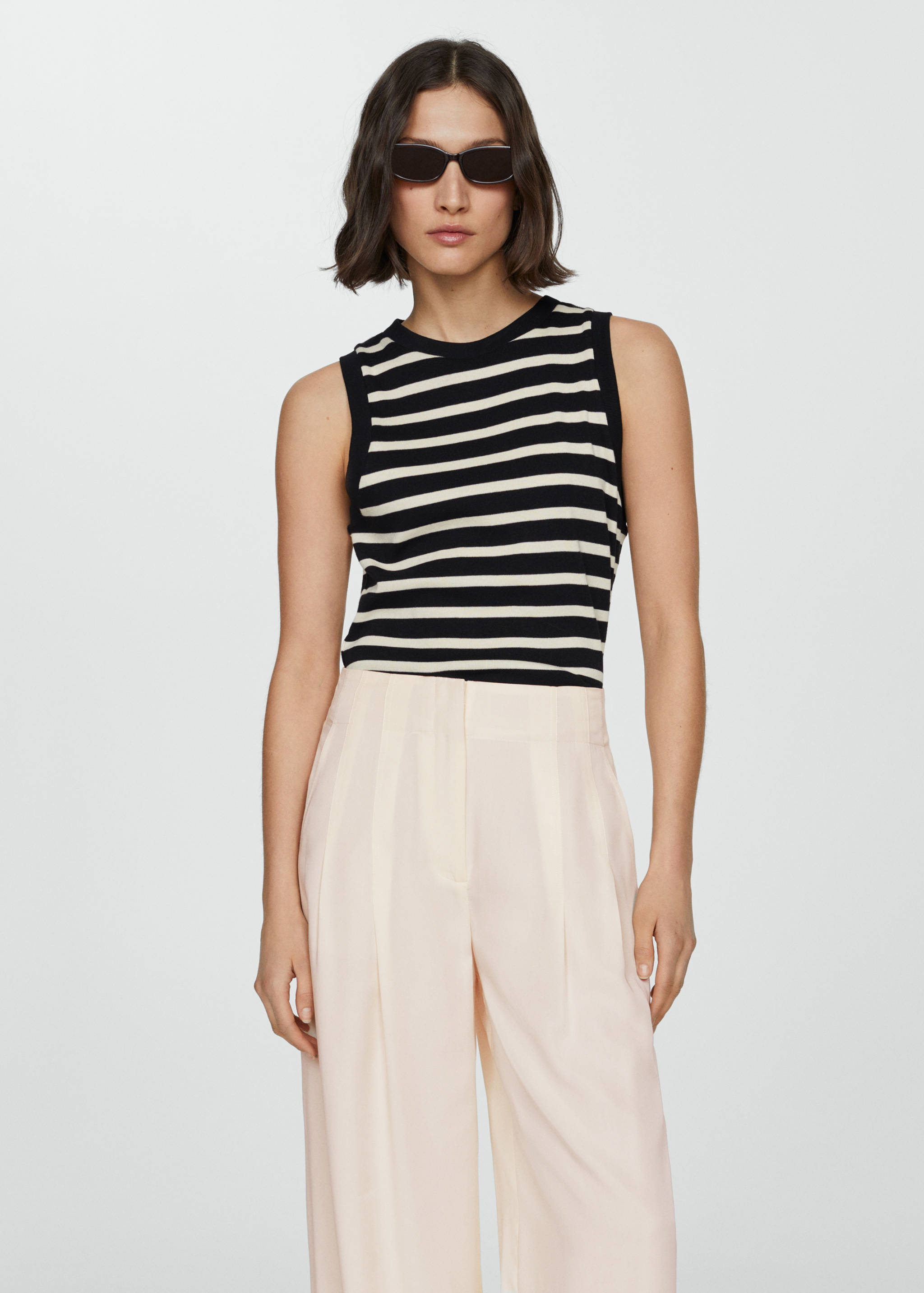 Calças de liocel com pinças - Pormenor do artigo 1