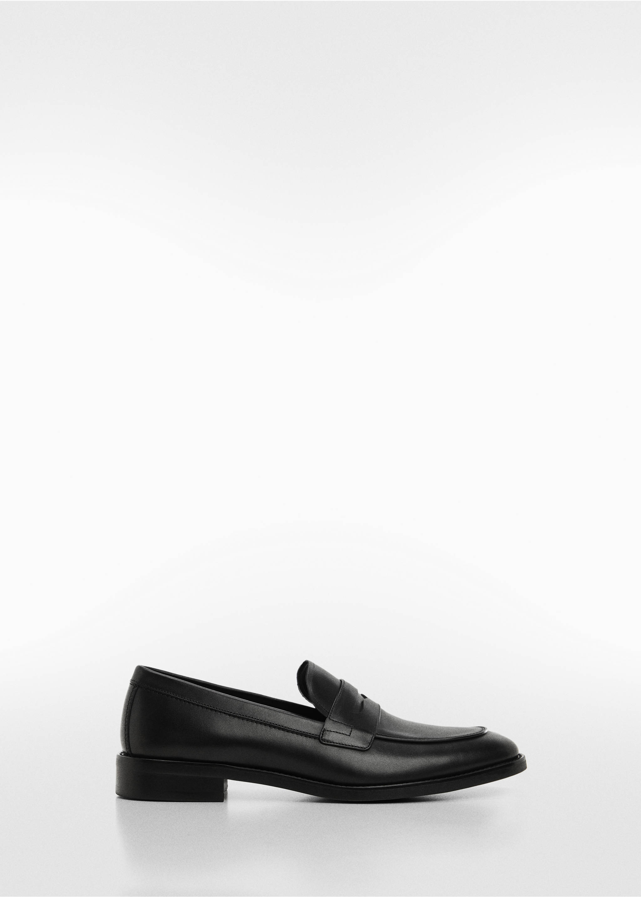 Aged-leather loafers - Article without model, Black. Ref: 67087906-00.