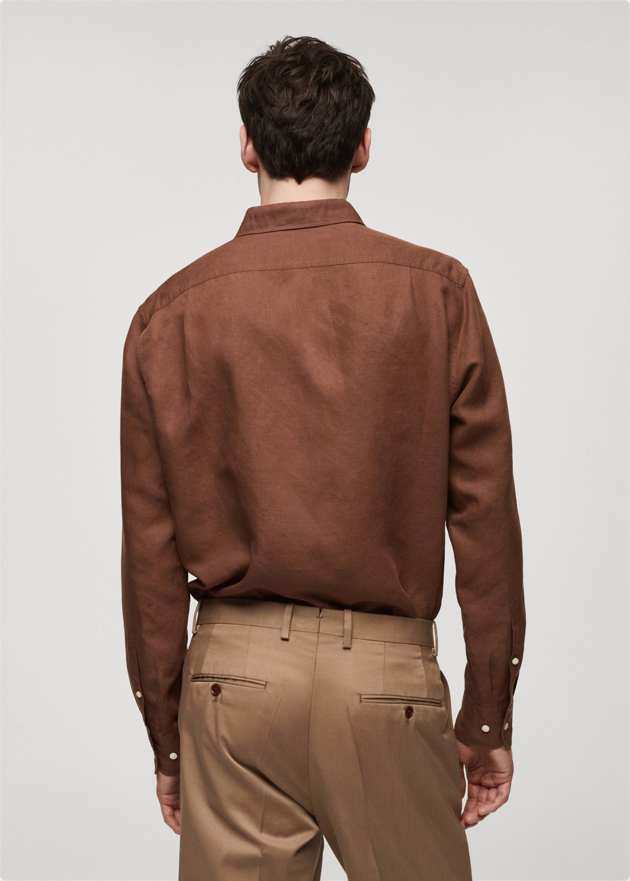 Slim-fit Tencel linen shirt - Reverse of the article