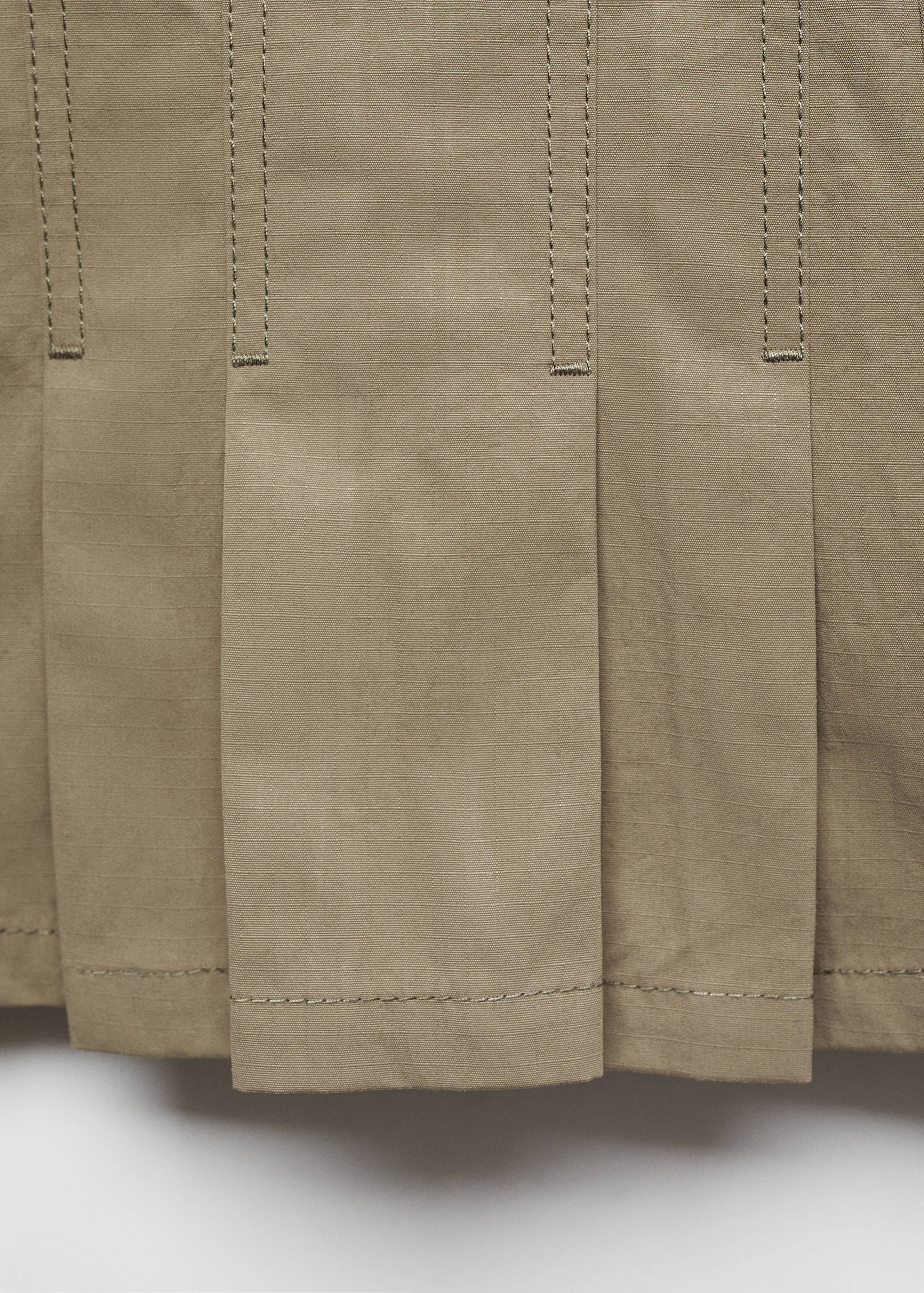 Mini-skirt with cargo pockets - Details of the article 8