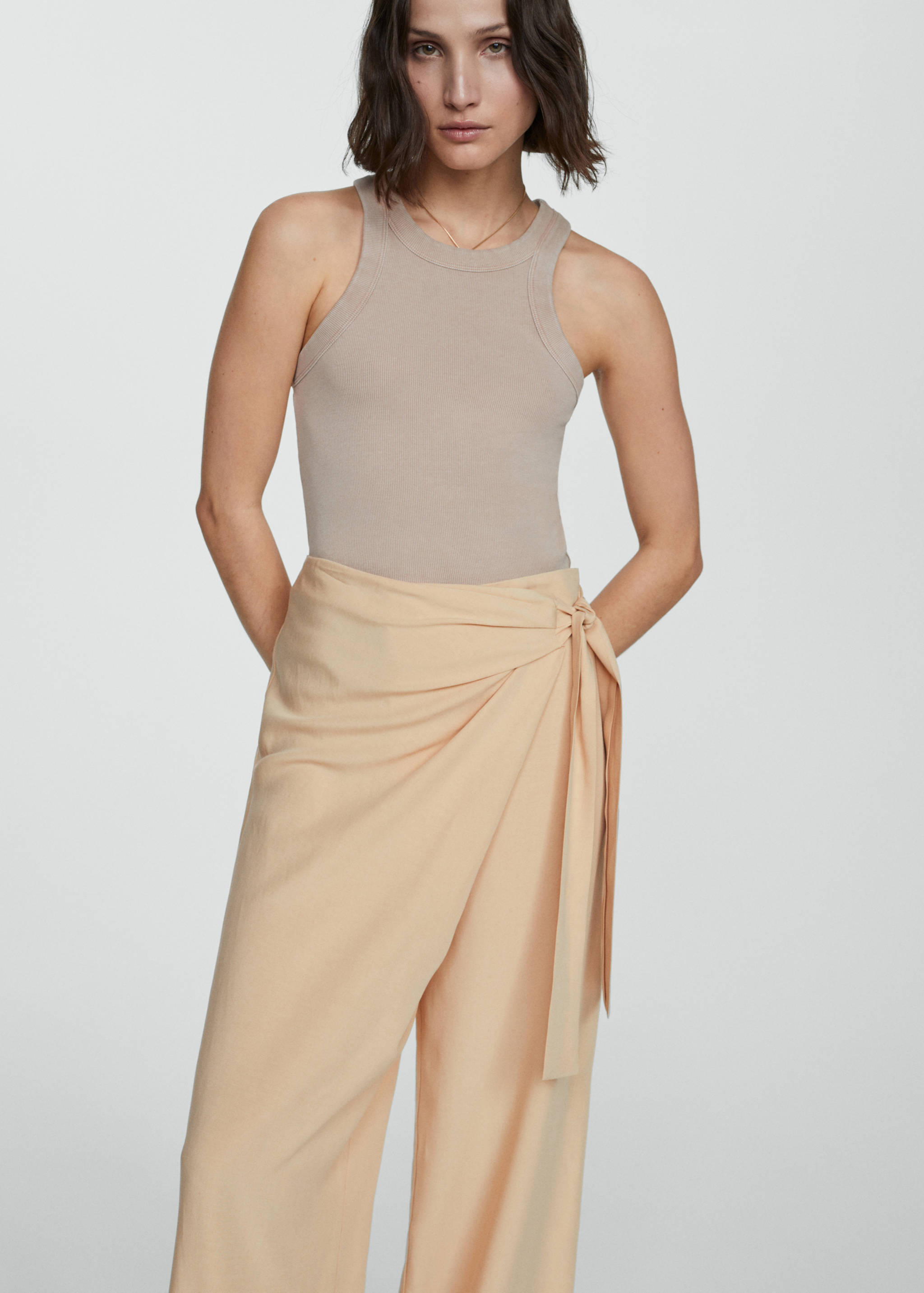 Pantalón lyocell detalle nudo - Detalle del artículo 1