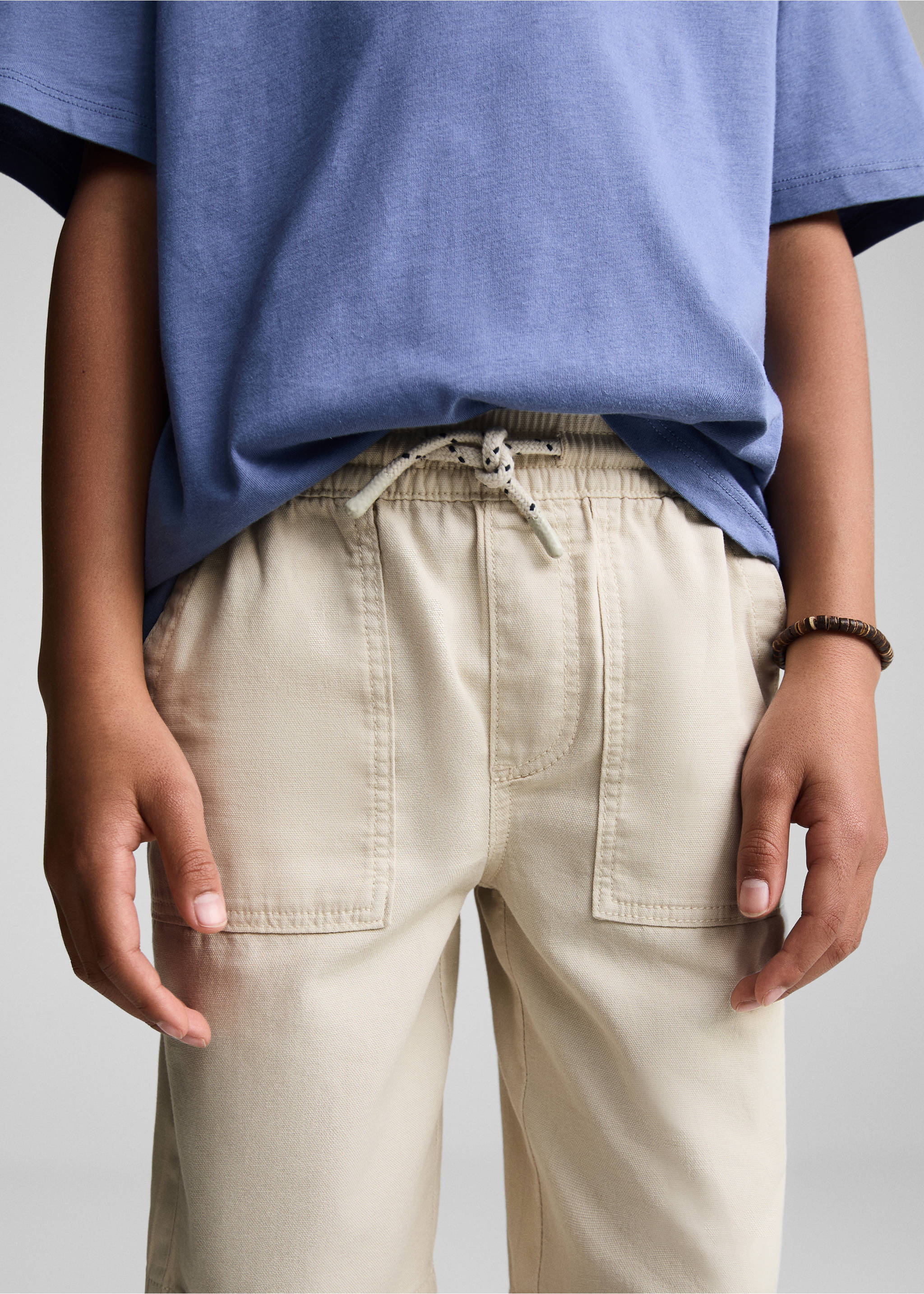 Elastic waist Bermuda shorts - Details of the article 3, Sand. Ref: 67088651-00.