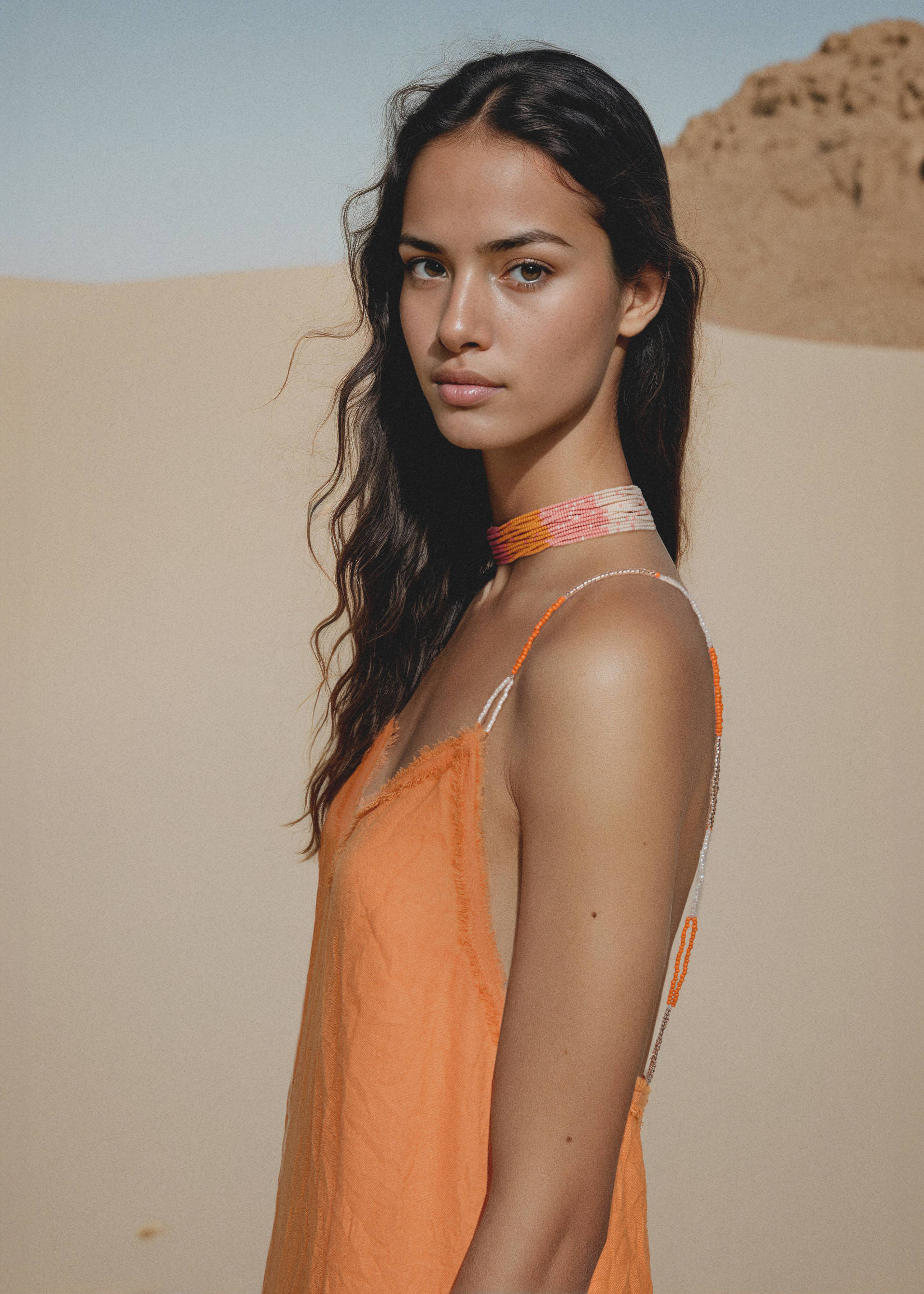 Choker with beads - Details of the article 5, Salmon. Ref: 67089053-00.