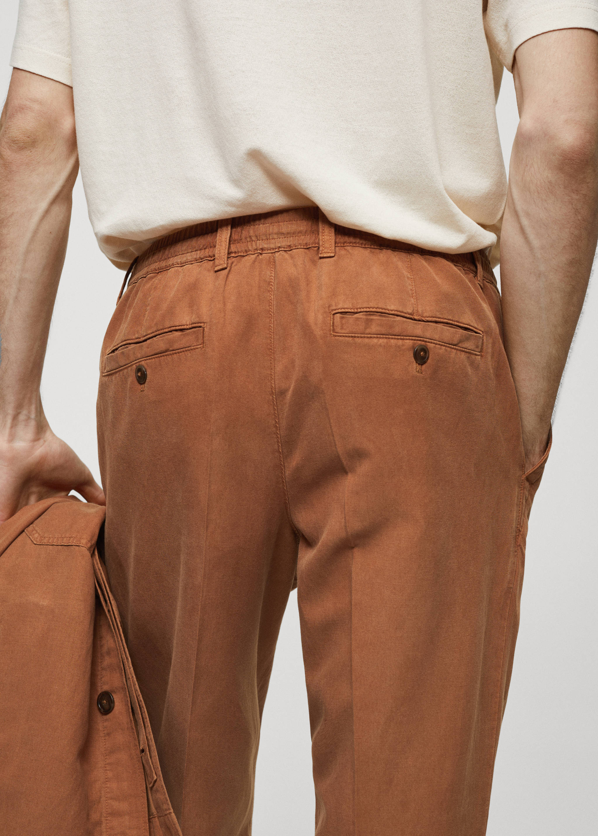 Linen-blend slim-fit pants with drawstring - Details of the article 4