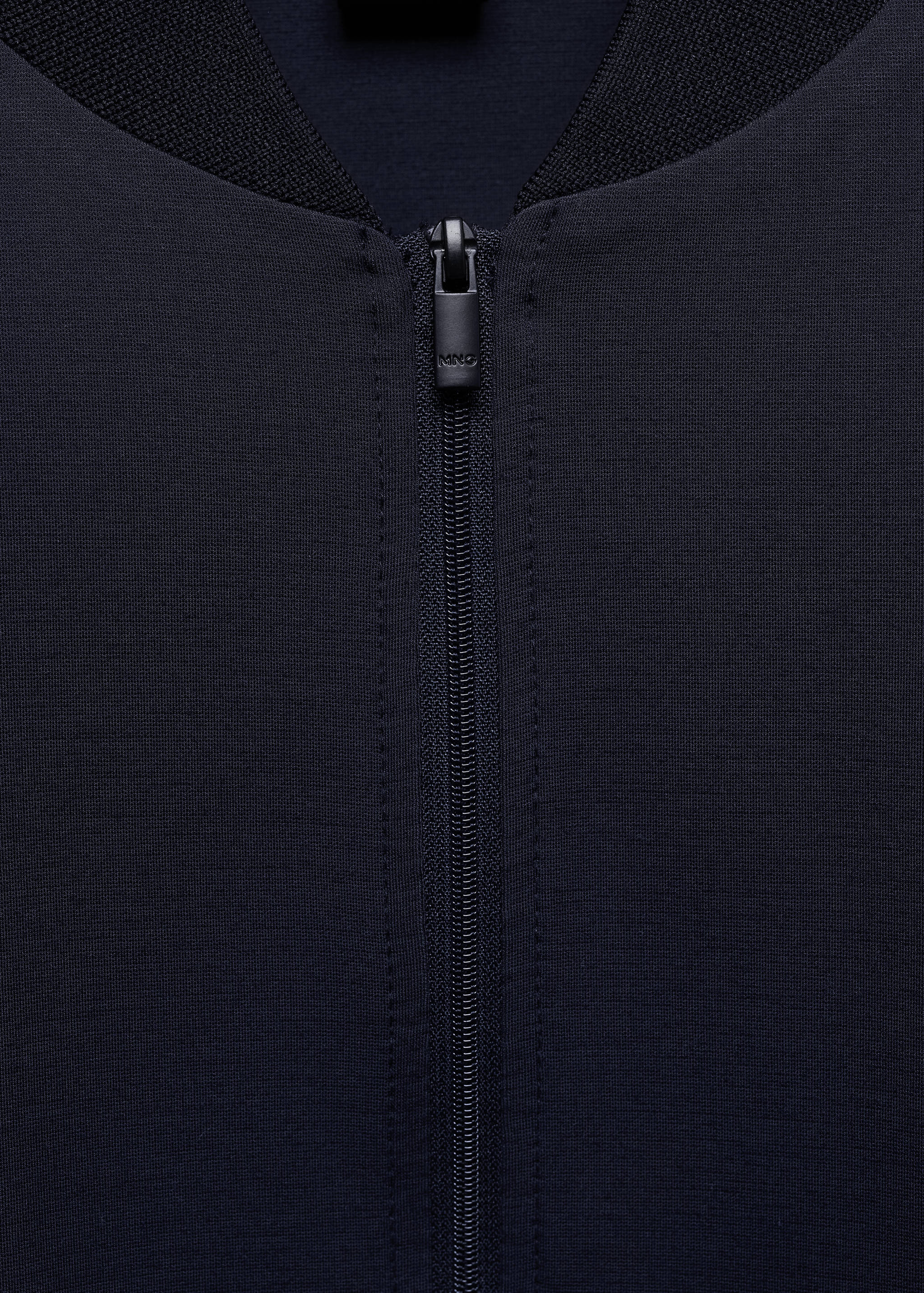 Water-repellent bomber jacket - Details of the article 8