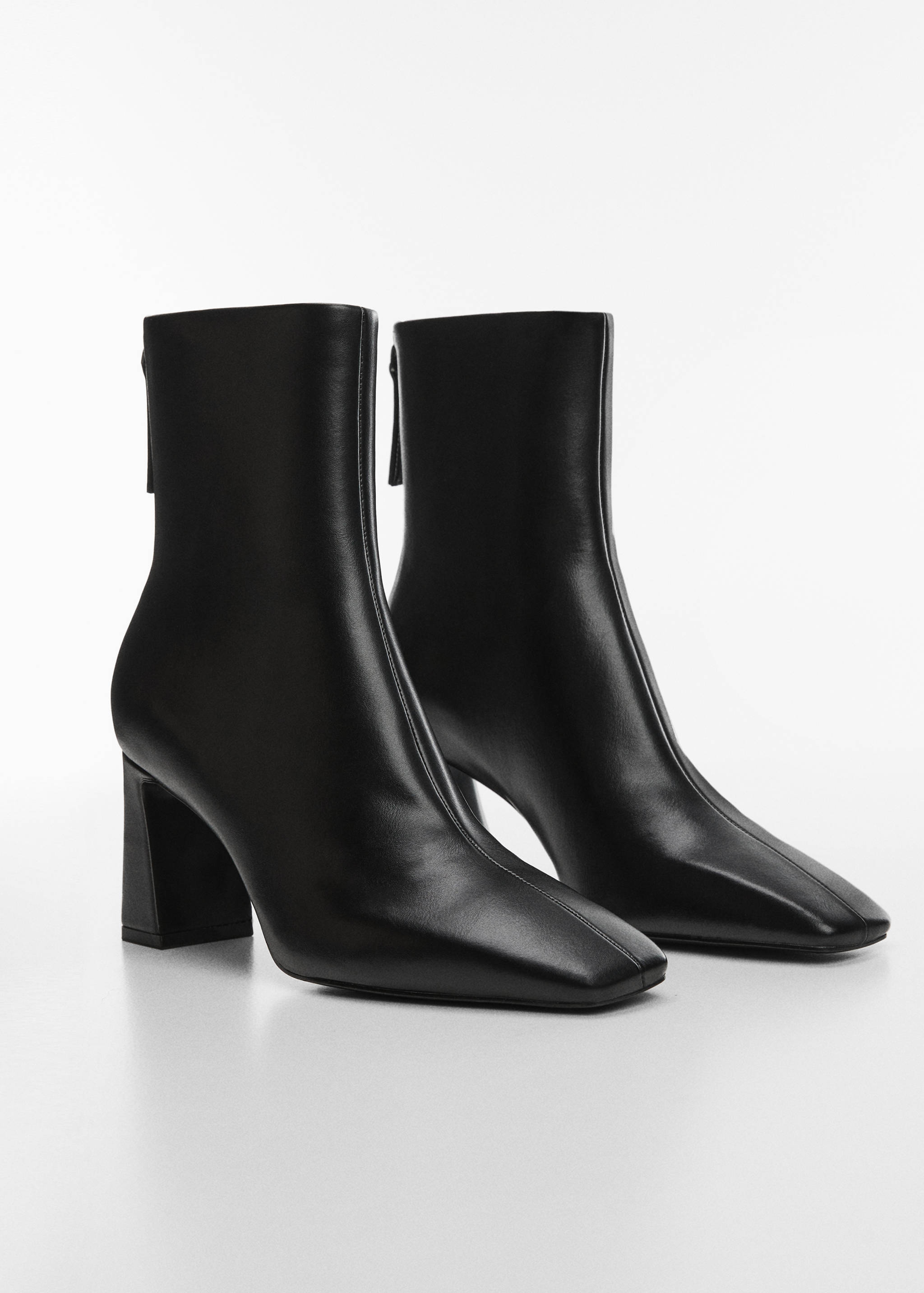 Stiefelette mit Reißverschluss - Mittlere Ansicht