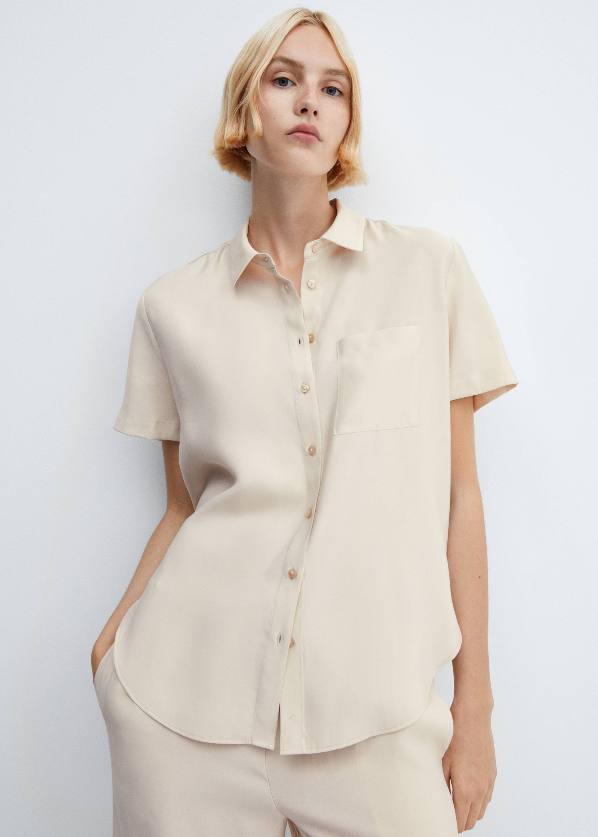 Short sleeve pocket shirt - Details of the article 2