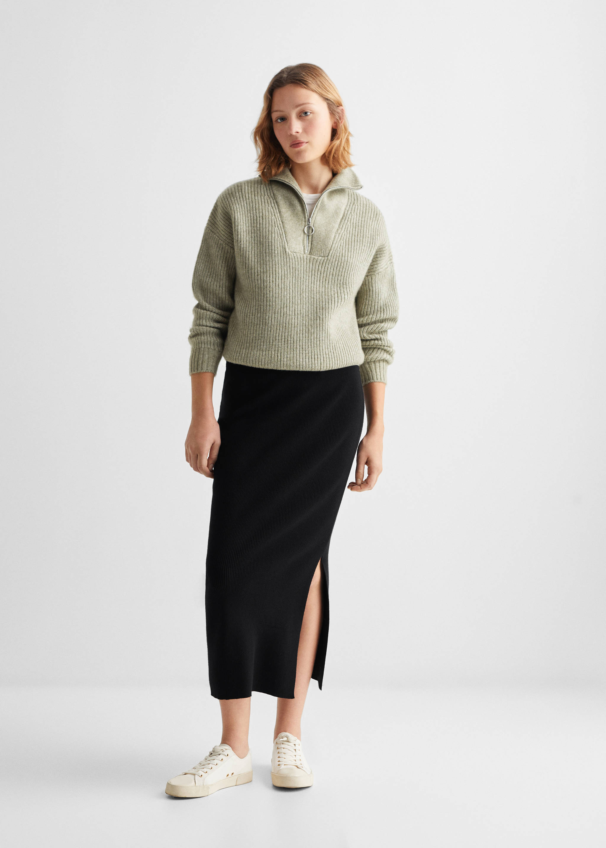Slit knitted skirt - General plane