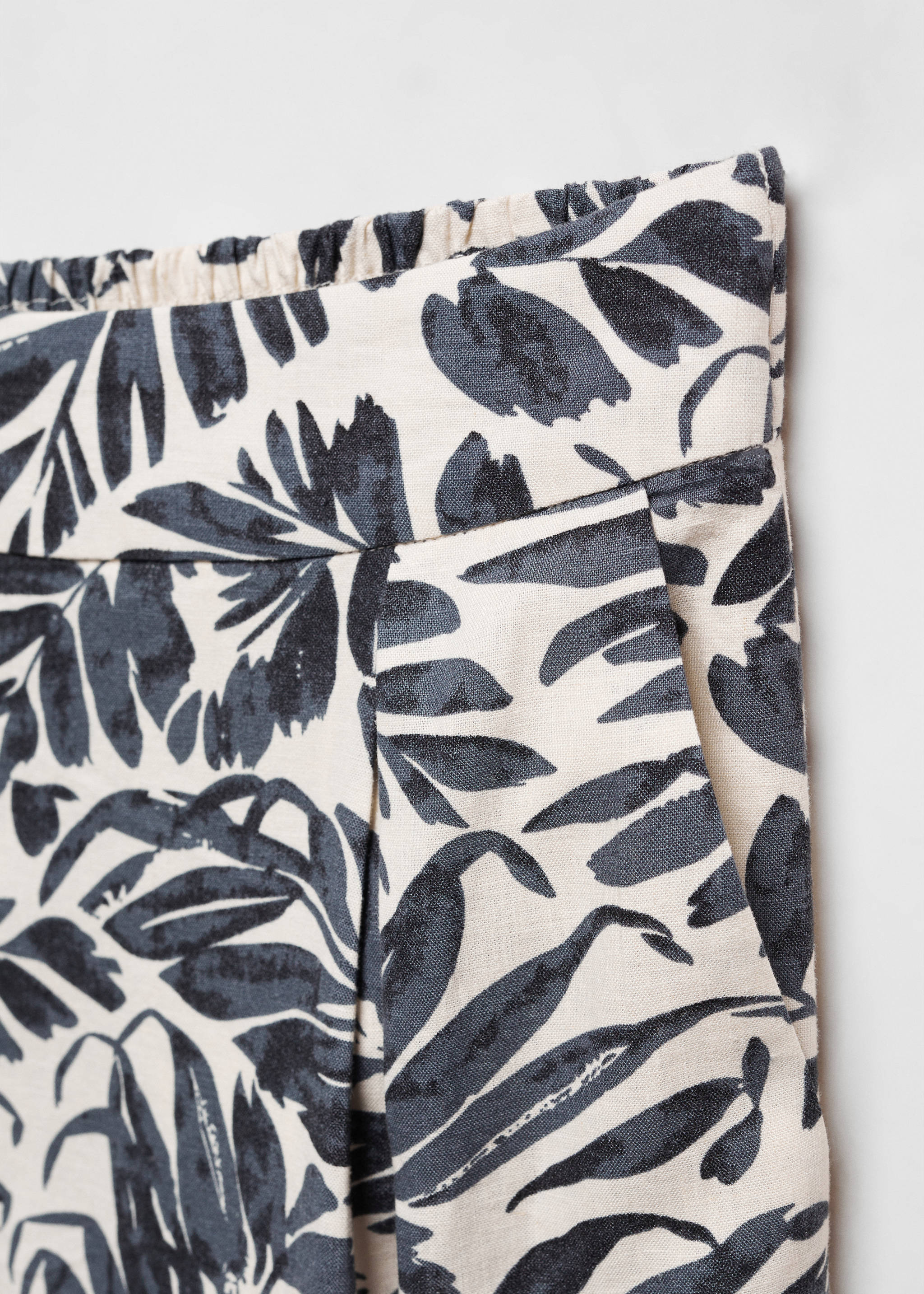 Tropical-print linen pants - Details of the article 8