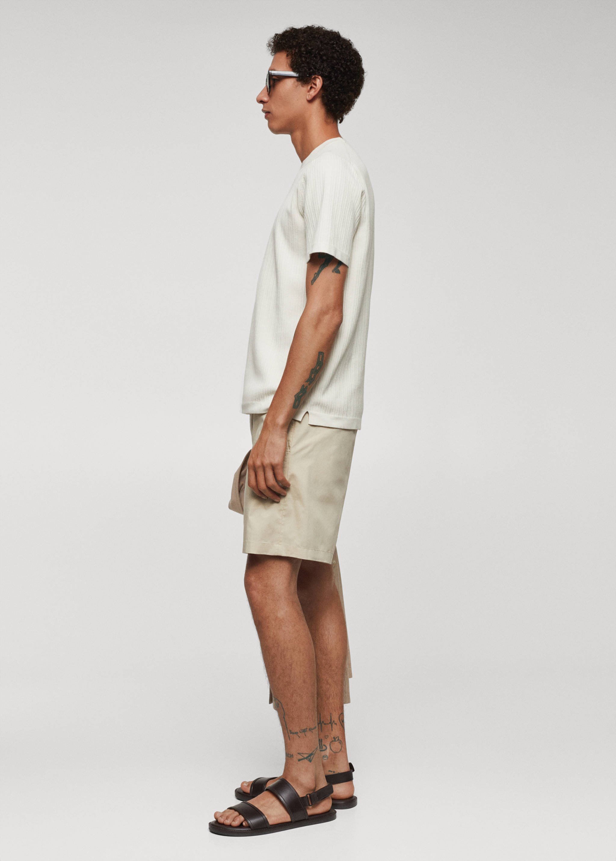 Slim fit cotton Bermuda shorts - Details of the article 2