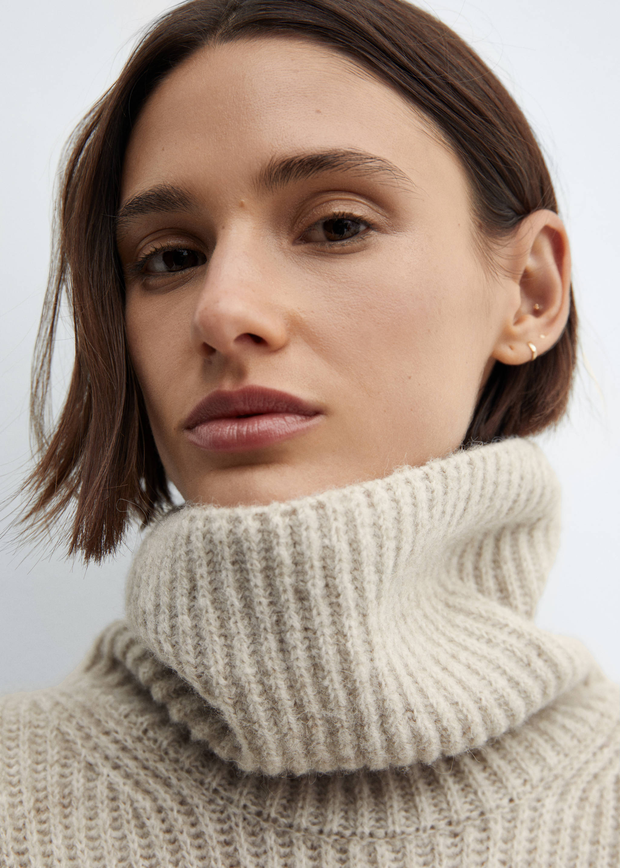 Ribbed turtleneck dress - Details of the article 1