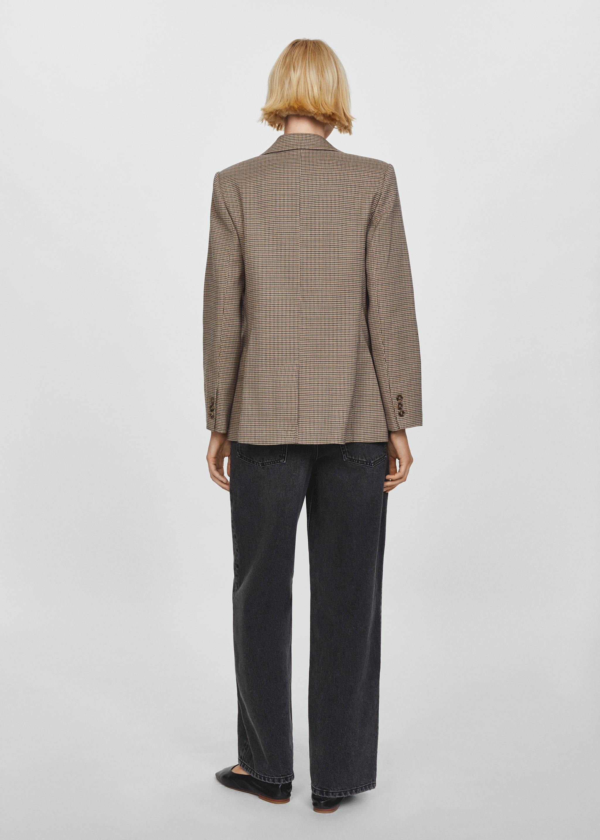 Double-breasted blazer with button - Reverse of the article