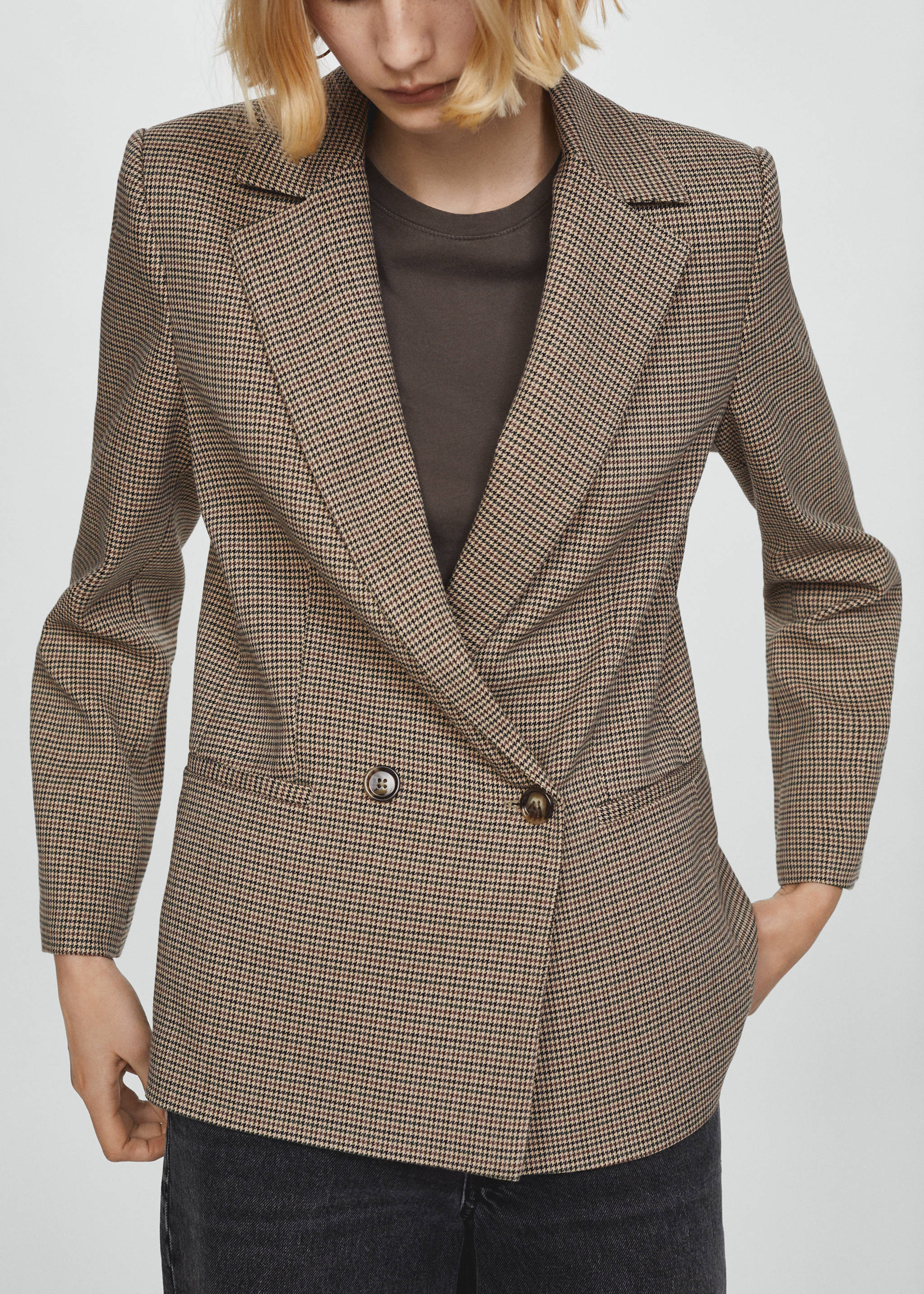 Double-breasted blazer with button - Details of the article 6